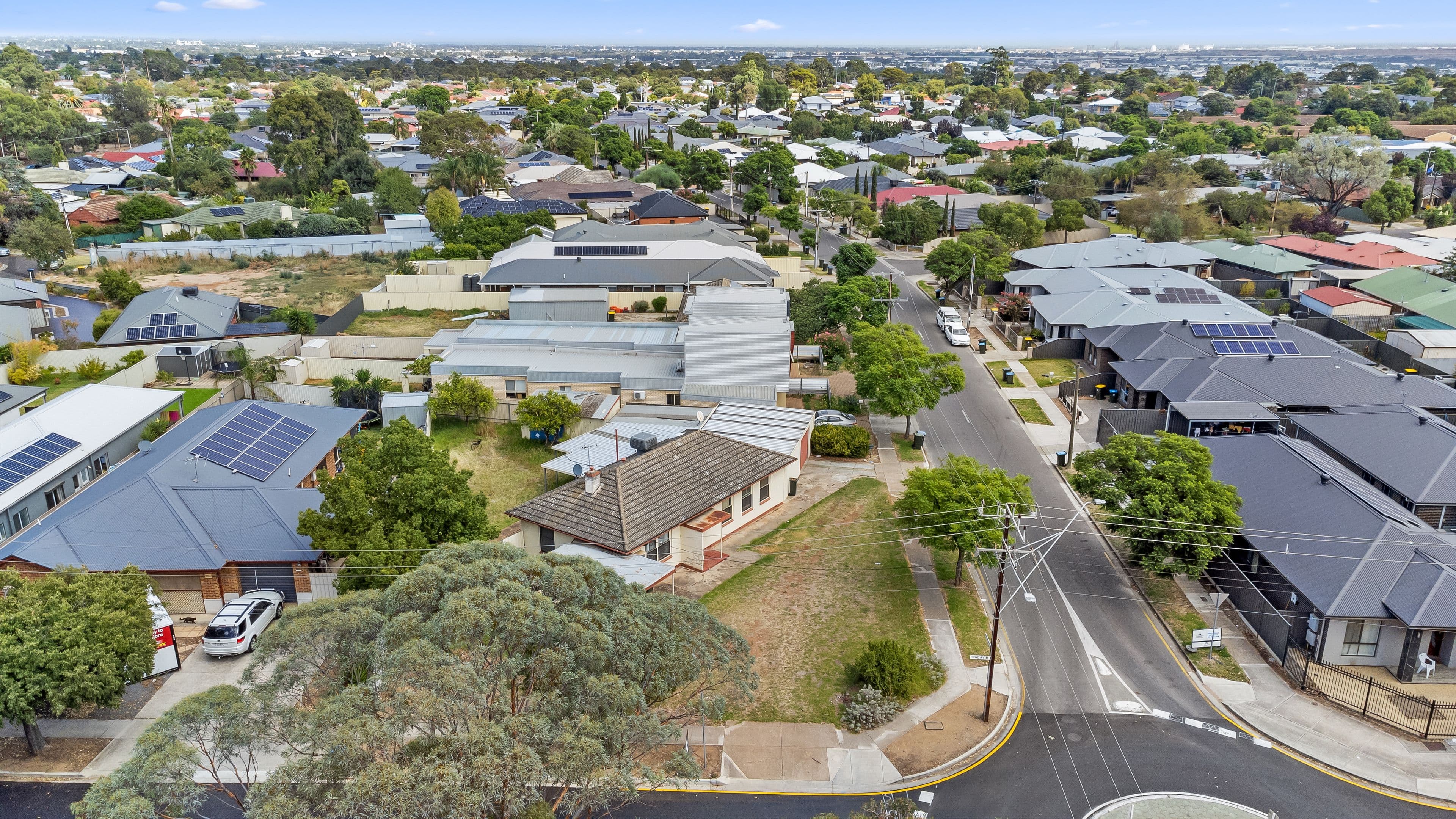 37 Glenburnie Avenue, Northfield SA 5085, Northfield - Thumbnail 3