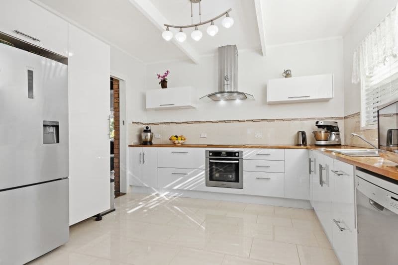 40 Cook Avenue, Surf Beach - Thumbnail 2