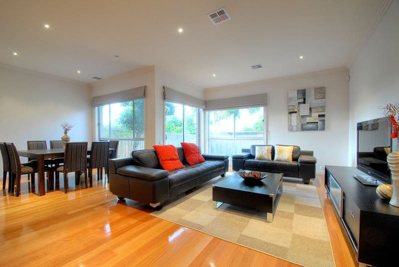 5 Pine Way, DONCASTER EAST VIC 3109, Doncaster East - Thumbnail 2