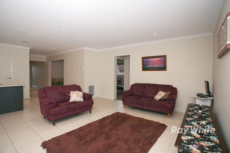 182 Linsell Boulevard, CRANBOURNE EAST VIC 3977, Cranbourne East - Thumbnail 5