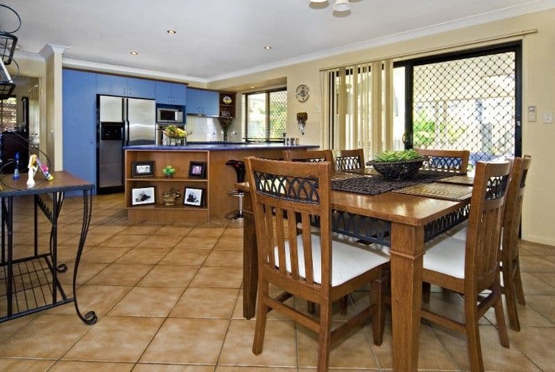 30 Sabak Street, TANAH MERAH QLD 4128, Tanah Merah - Thumbnail 3