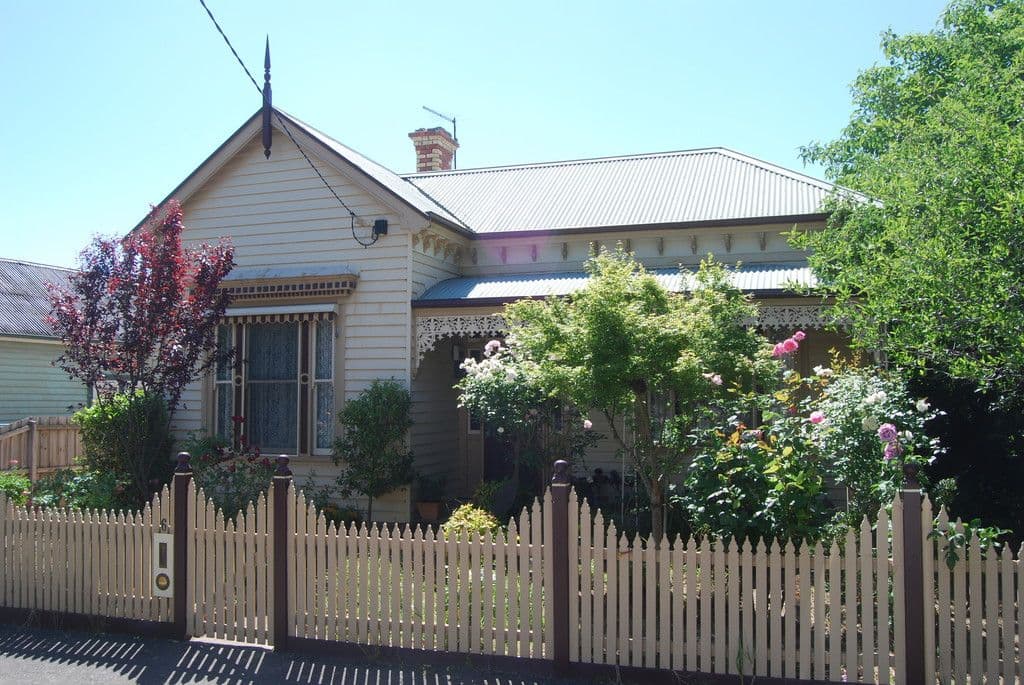 6 Johnson Street, Ballarat Central VIC 3350, Ballarat Central - Thumbnail 2