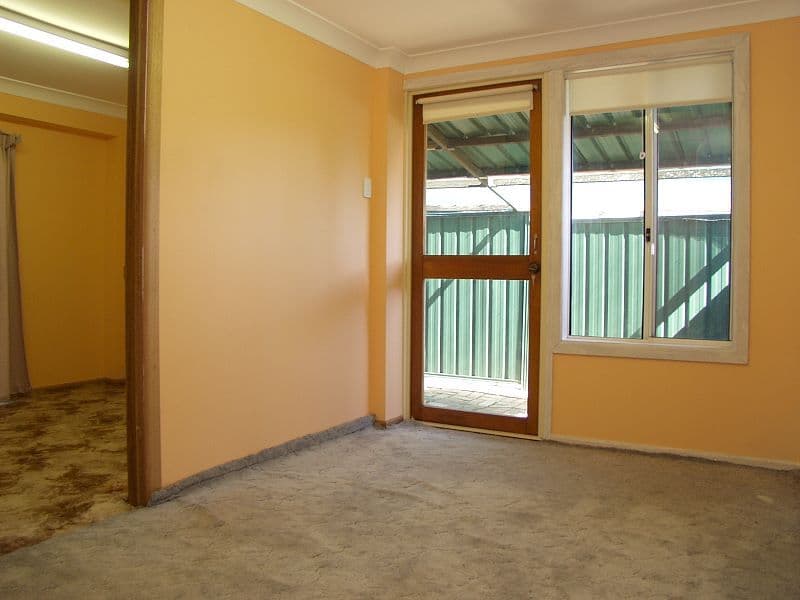 34 Waratah Drive, CRESTMEAD QLD 4132, Crestmead - Thumbnail 6