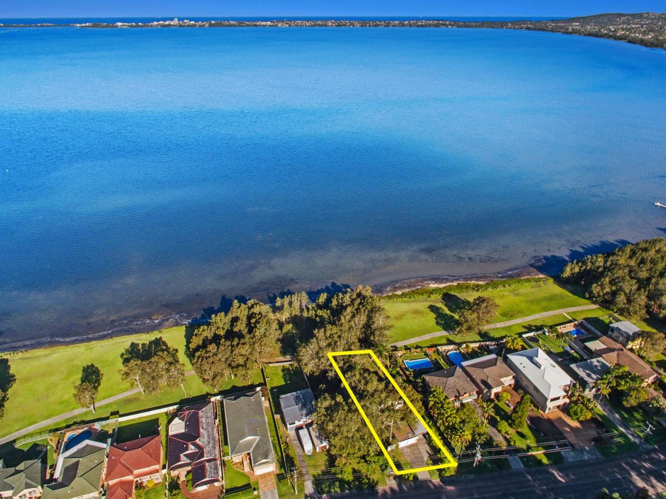 287 Lakedge Avenue, Berkeley Vale - Image 1