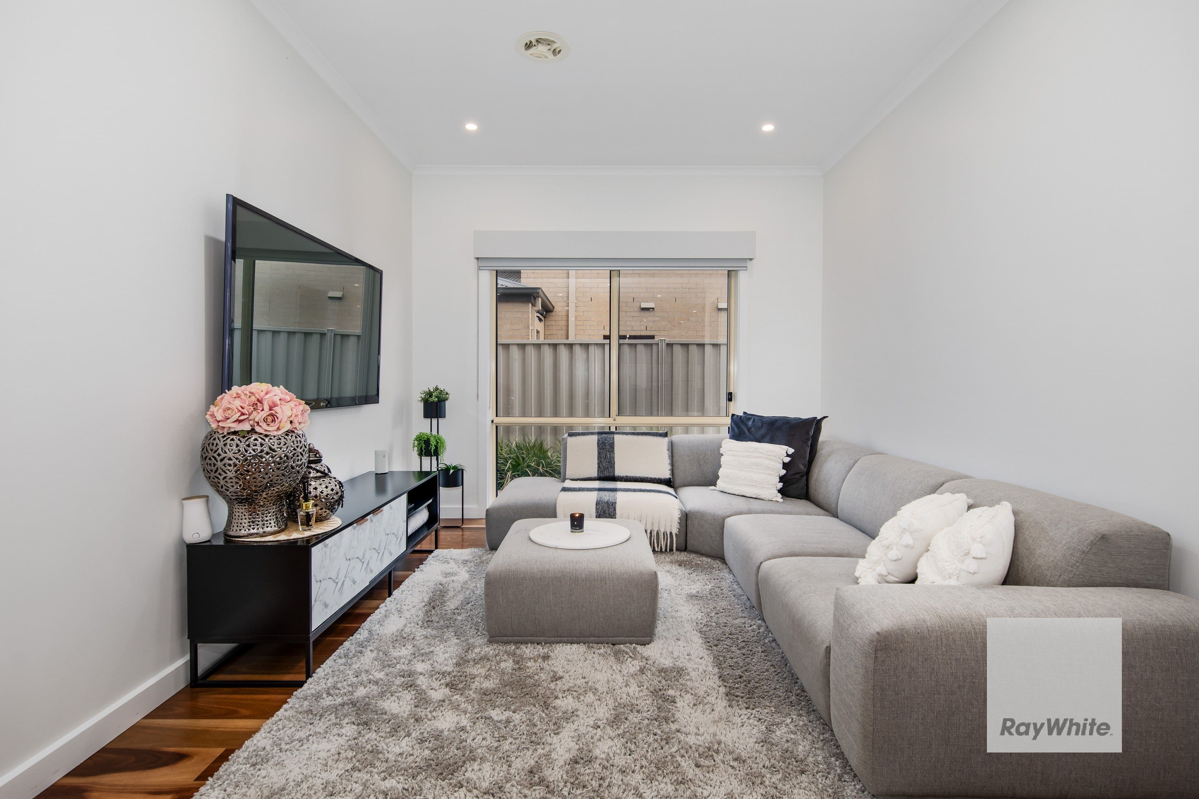 2 Burrill Court, Taylors Hill VIC 3037, Taylors Hill - Thumbnail 6