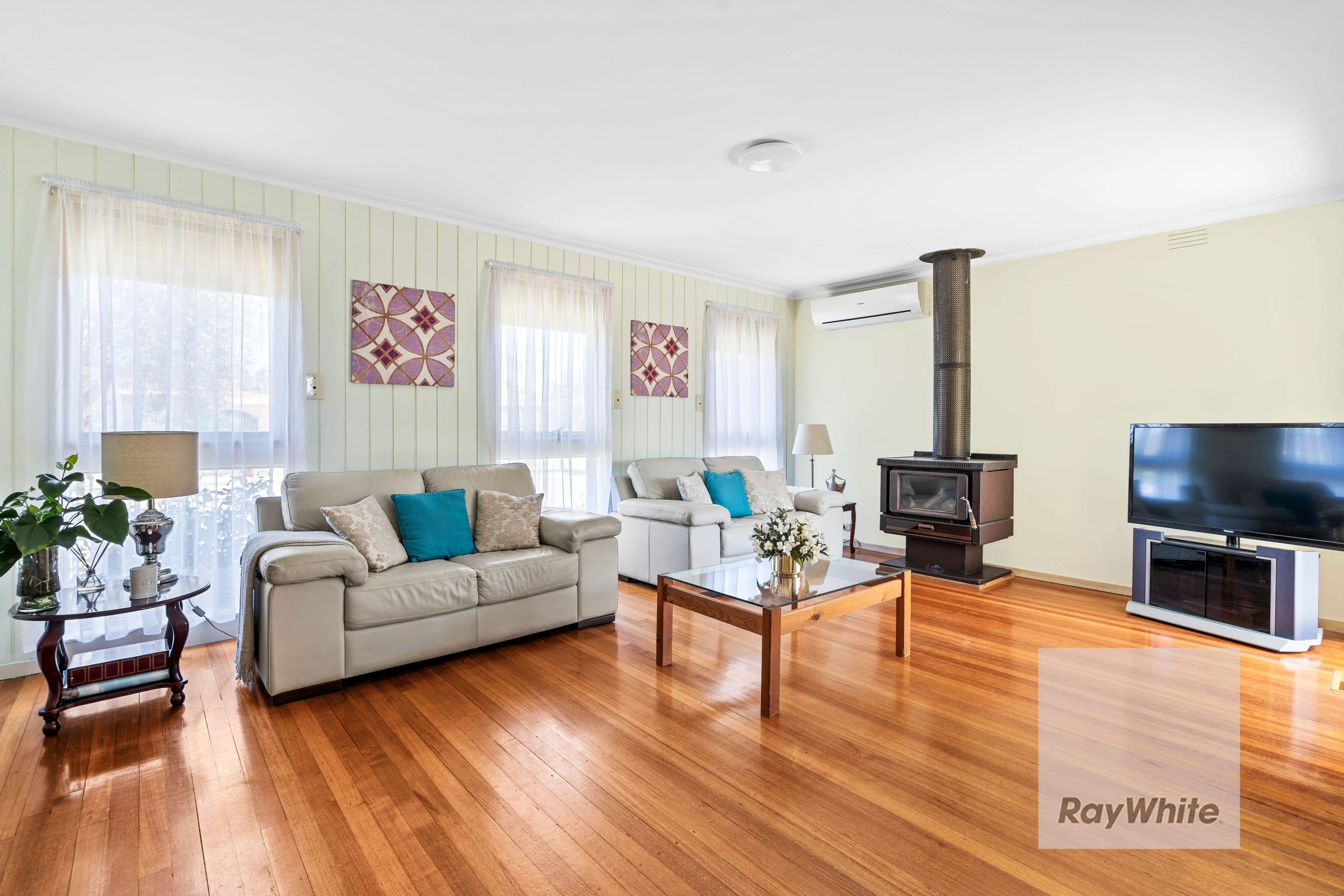 10 Chaucer Crescent, Bundoora VIC 3083, Bundoora - Thumbnail 3