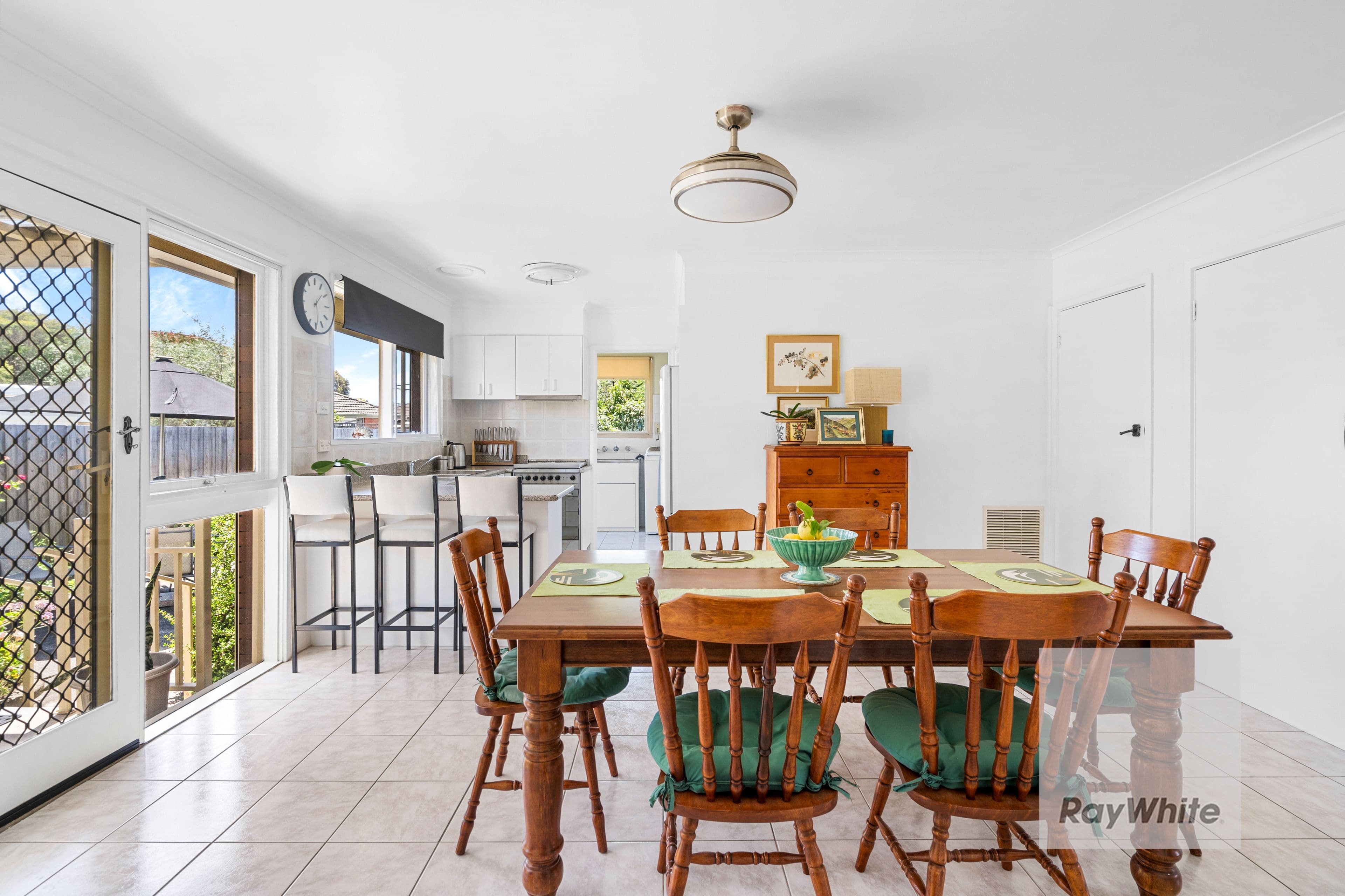 10 Chaucer Crescent, Bundoora VIC 3083, Bundoora - Thumbnail 5
