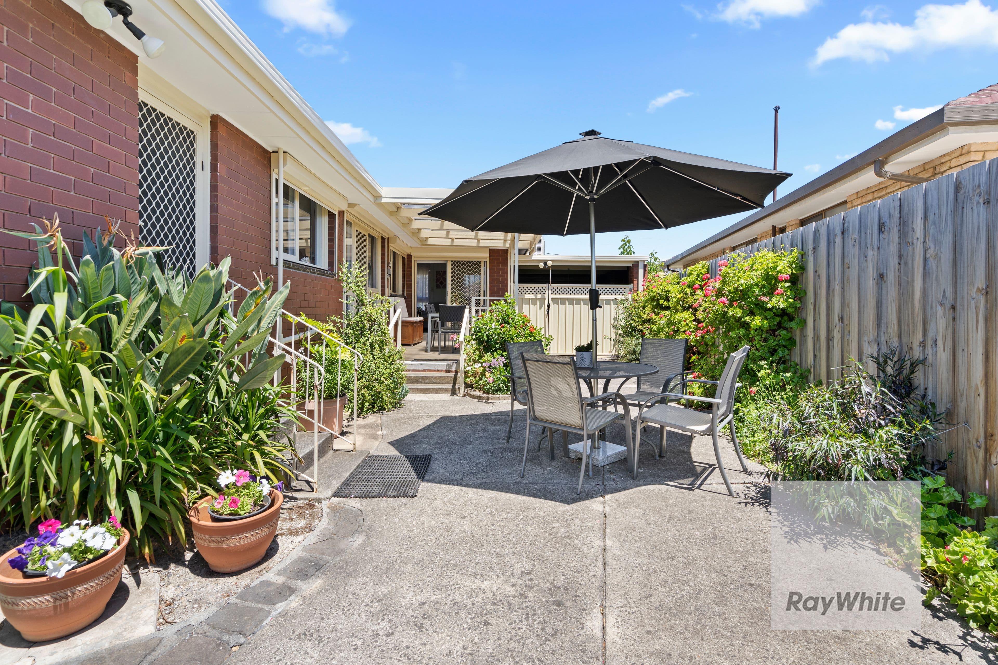 10 Chaucer Crescent, Bundoora VIC 3083, Bundoora - Thumbnail 8