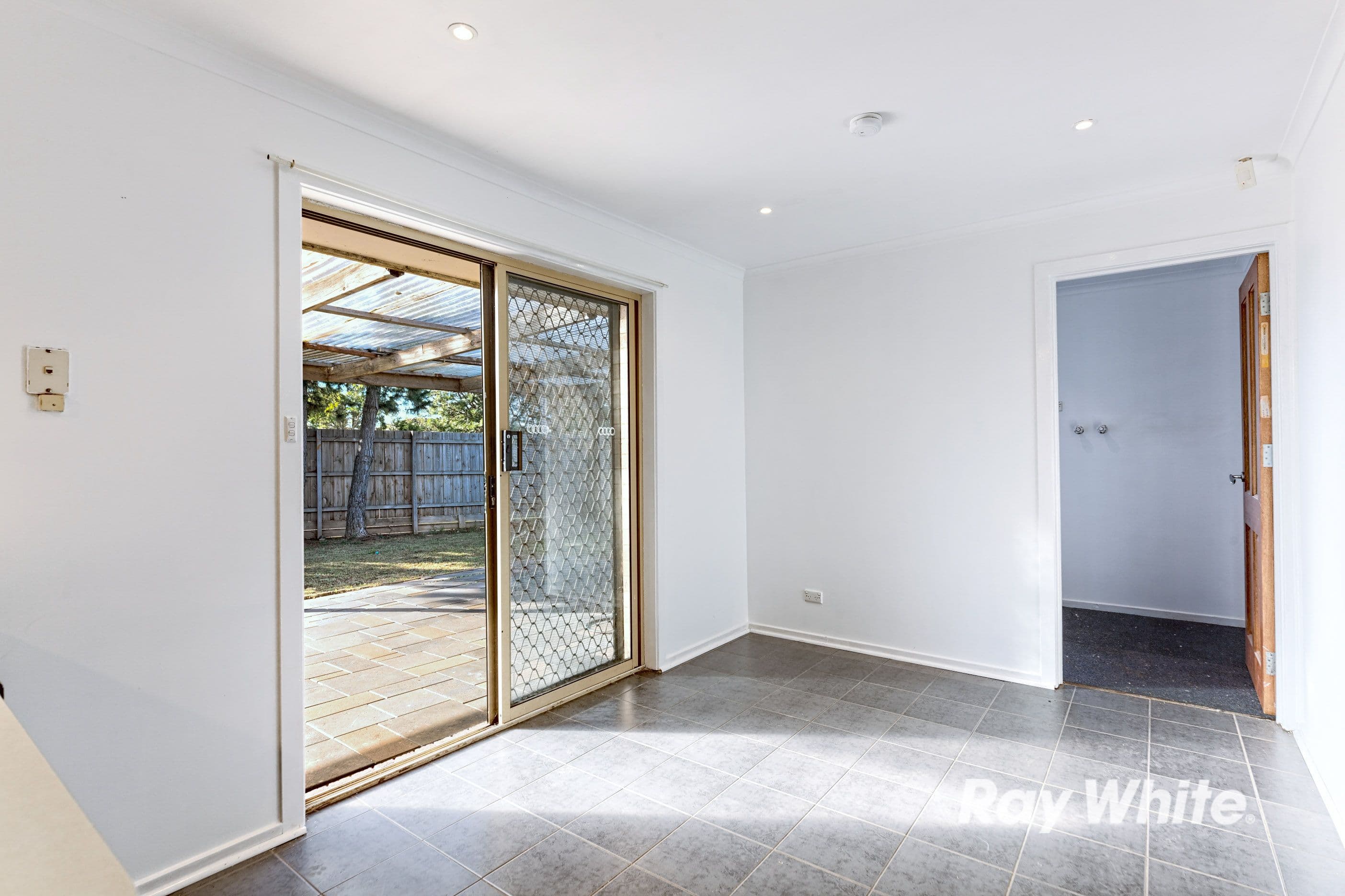 1 Jabiru Court, Werribee VIC 3030, Werribee - Thumbnail 7