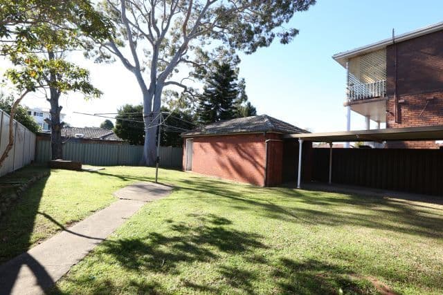 28 Cooeeyana Parade, Mount Lewis NSW 2190, Mount Lewis - Thumbnail 7