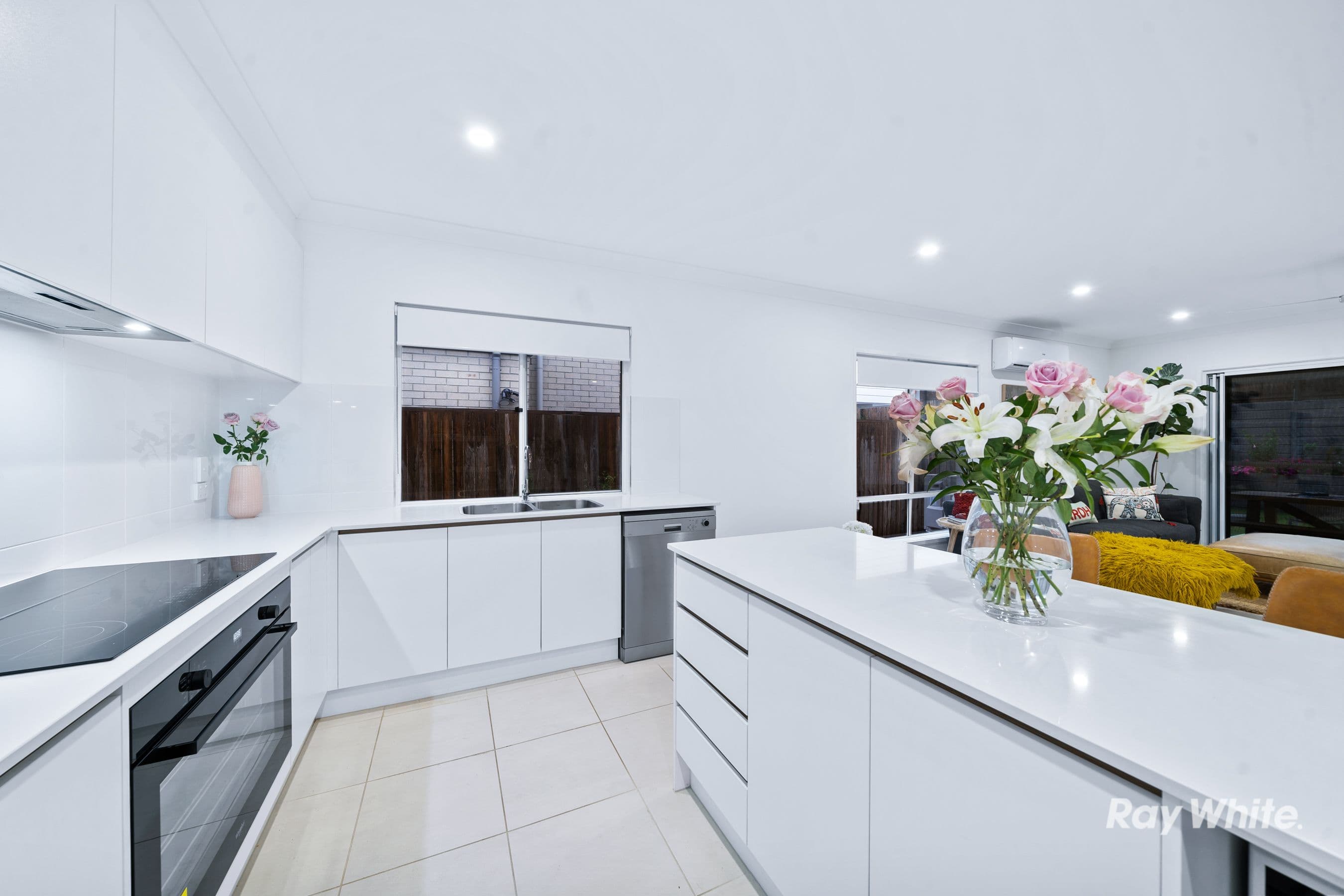 12 Bamboo Road, Greenbank QLD 4124, Greenbank - Thumbnail 3