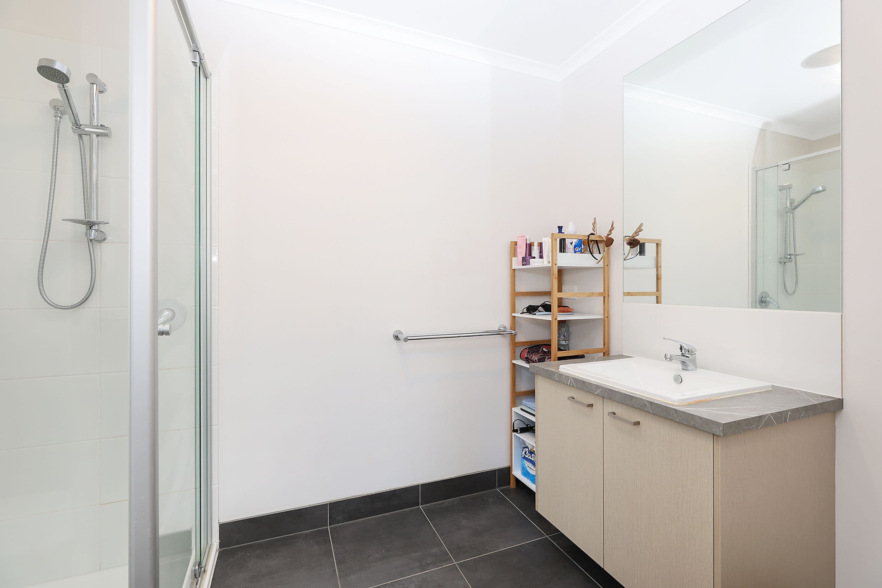 28 Talbot Street, Camperdown VIC 3260, Camperdown - Thumbnail 7