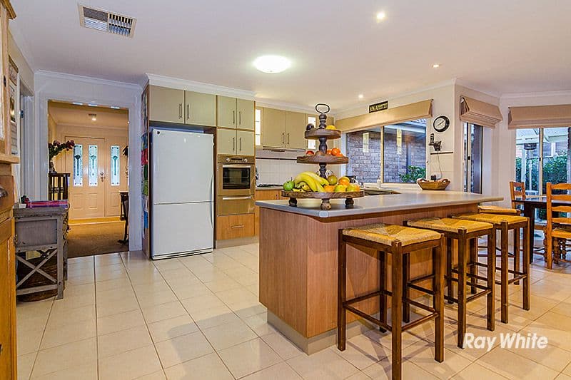 14 Boronia Avenue, Cranbourne VIC 3977, Cranbourne - Thumbnail 2