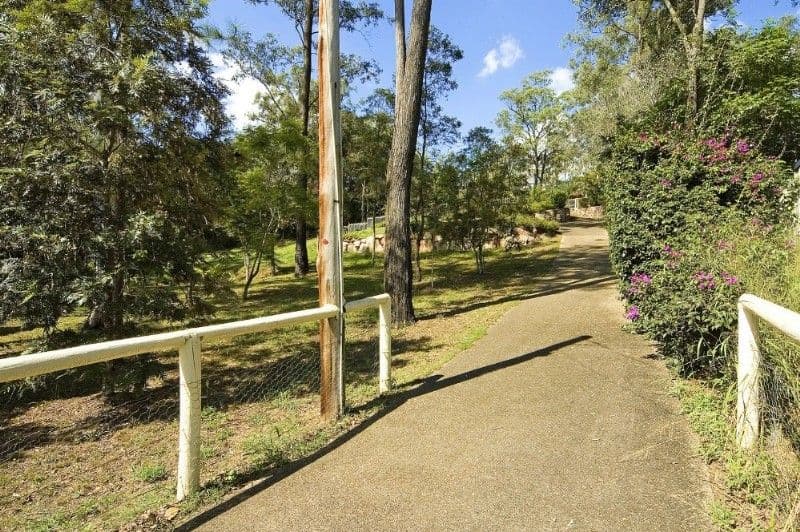91-93 Woodlands Avenue, CAMIRA QLD 4300, Camira - Thumbnail 4
