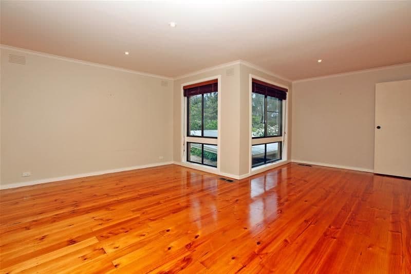 7 Eurabbie Court, ELTHAM VIC 3095, Eltham - Thumbnail 2
