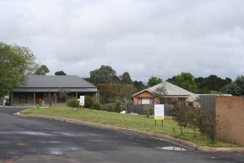 19 Malone Close, BRAIDWOOD NSW 2622, Braidwood - Image 1