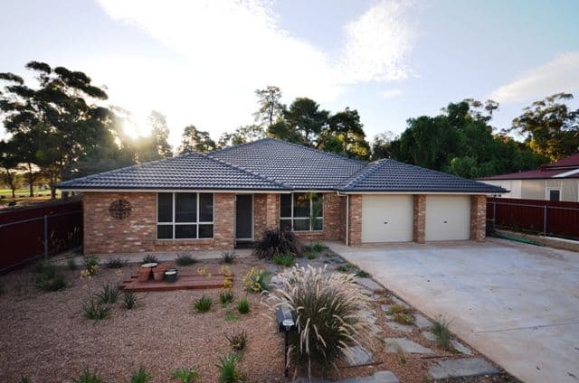 17 Montefiore Street, KAPUNDA SA 5373, Kapunda - Image 1