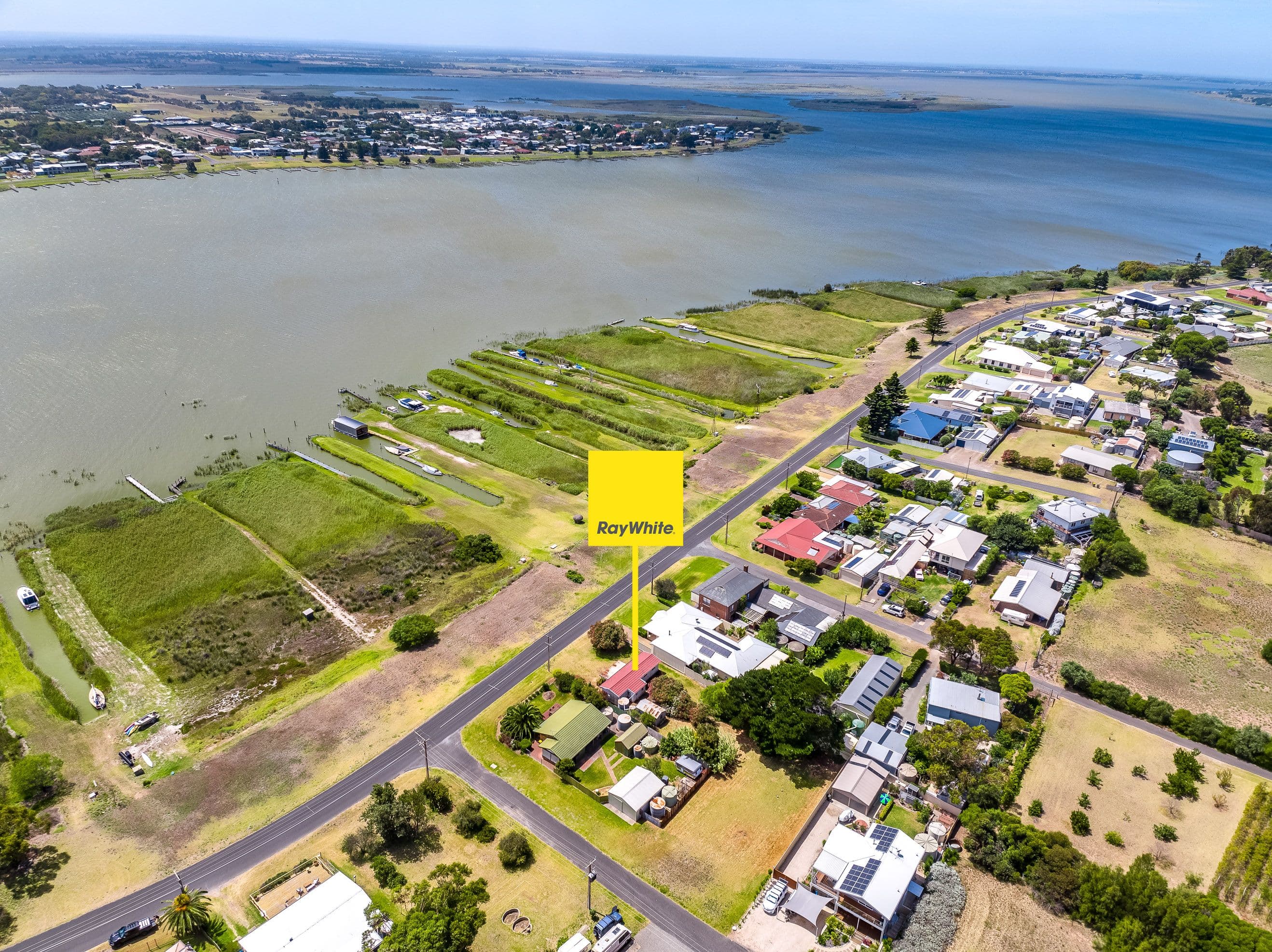79 Captain Sturt Parade, Hindmarsh Island SA 5214, Hindmarsh Island - Image 1