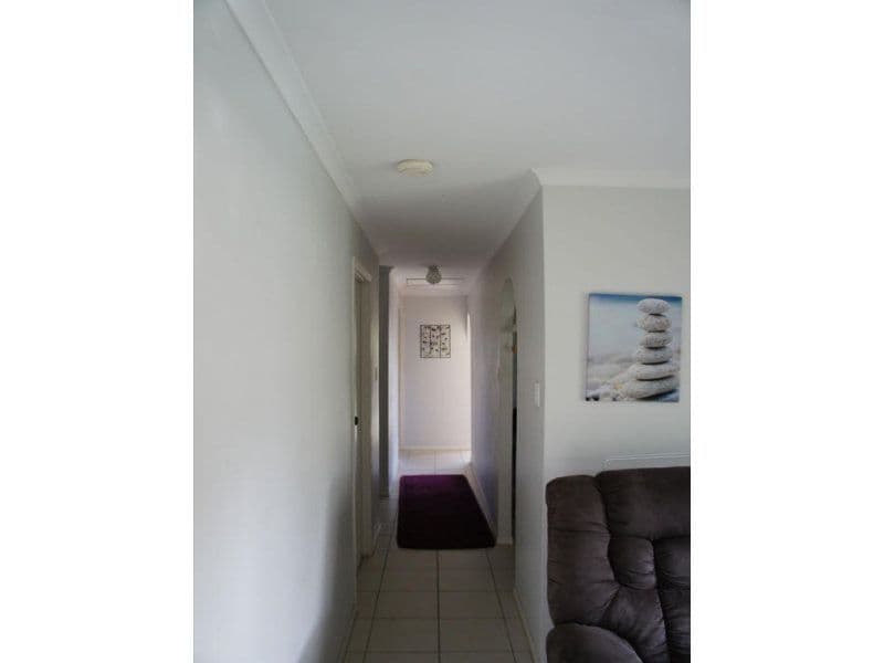 9 Ravenscraig Court, Kallangur QLD 4503, Kallangur - Thumbnail 6