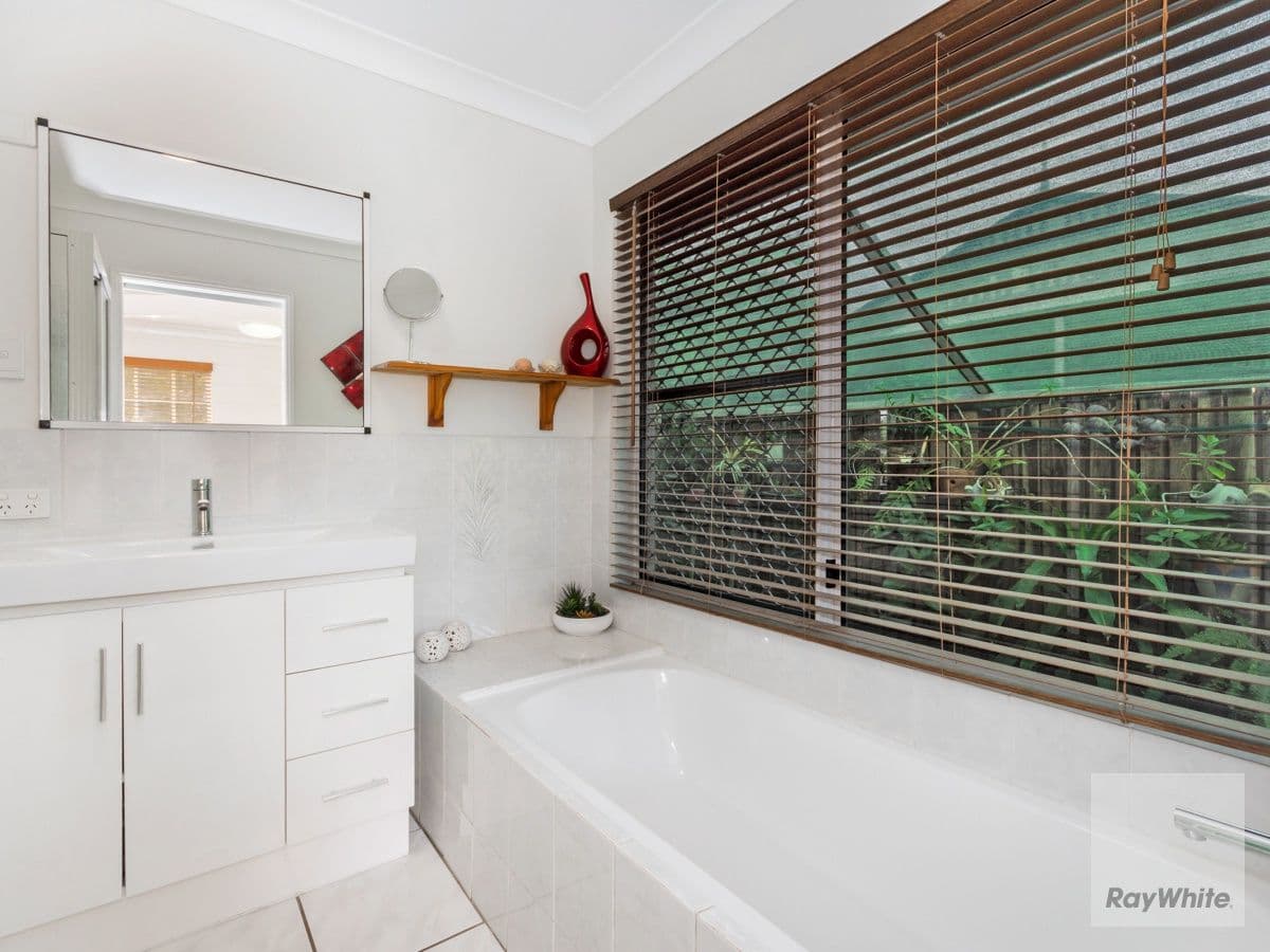 26 Arkaba Street, Mount Louisa QLD 4814, Mount Louisa - Thumbnail 6