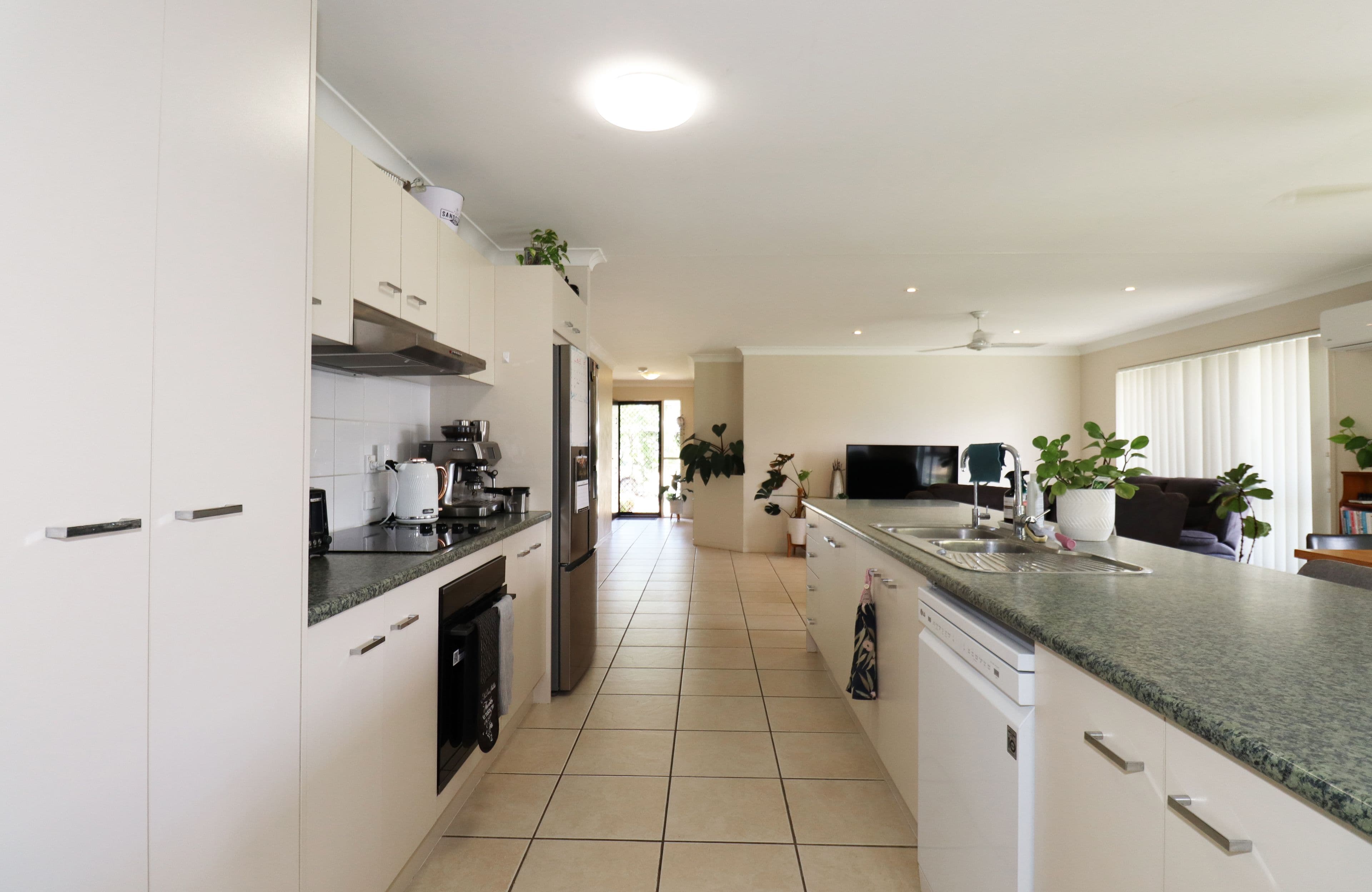 11 Panorama Drive, Biloela QLD 4715, Biloela - Thumbnail 2