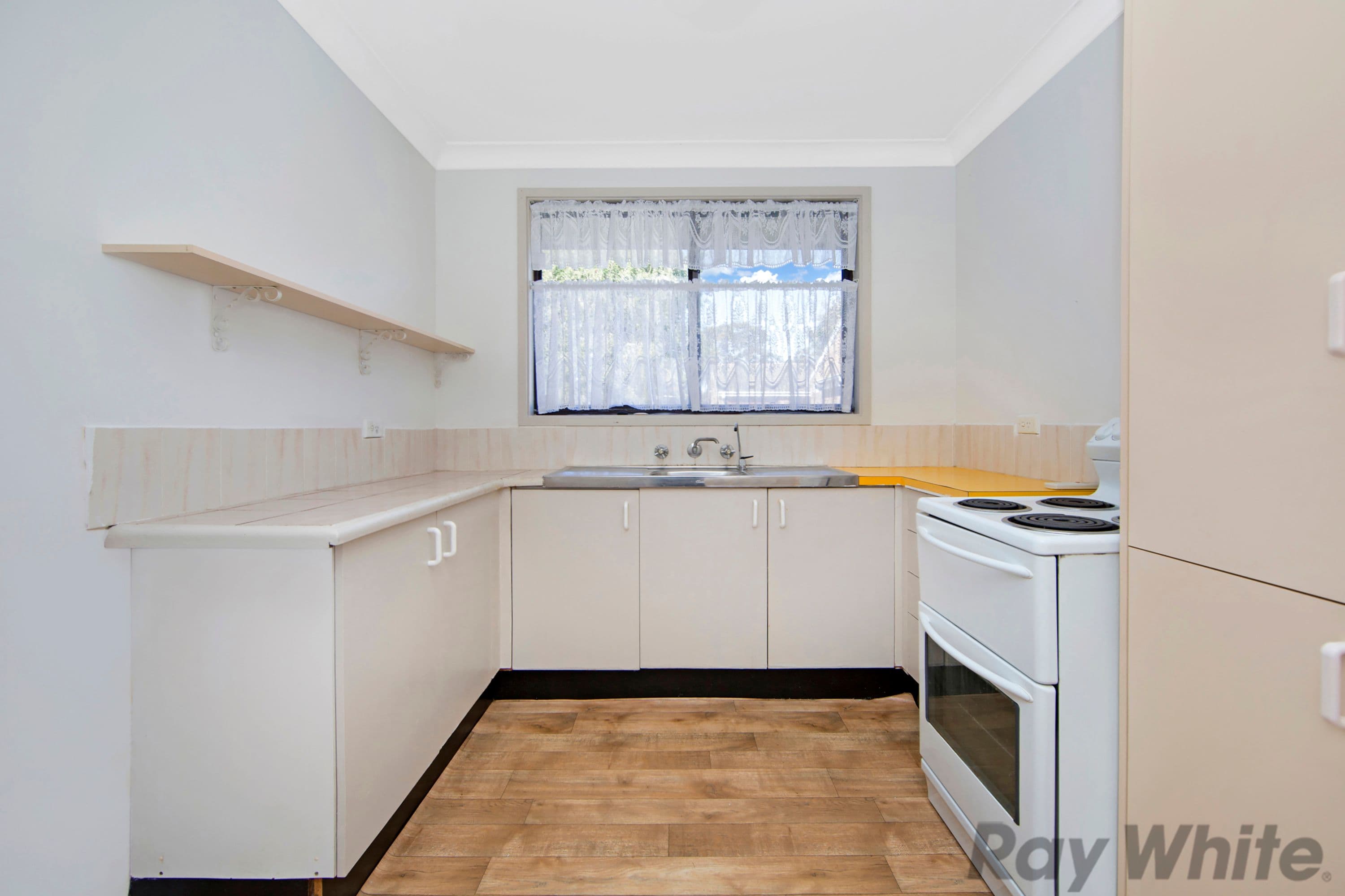 9 Gascoigne Road, Gorokan - Thumbnail 2