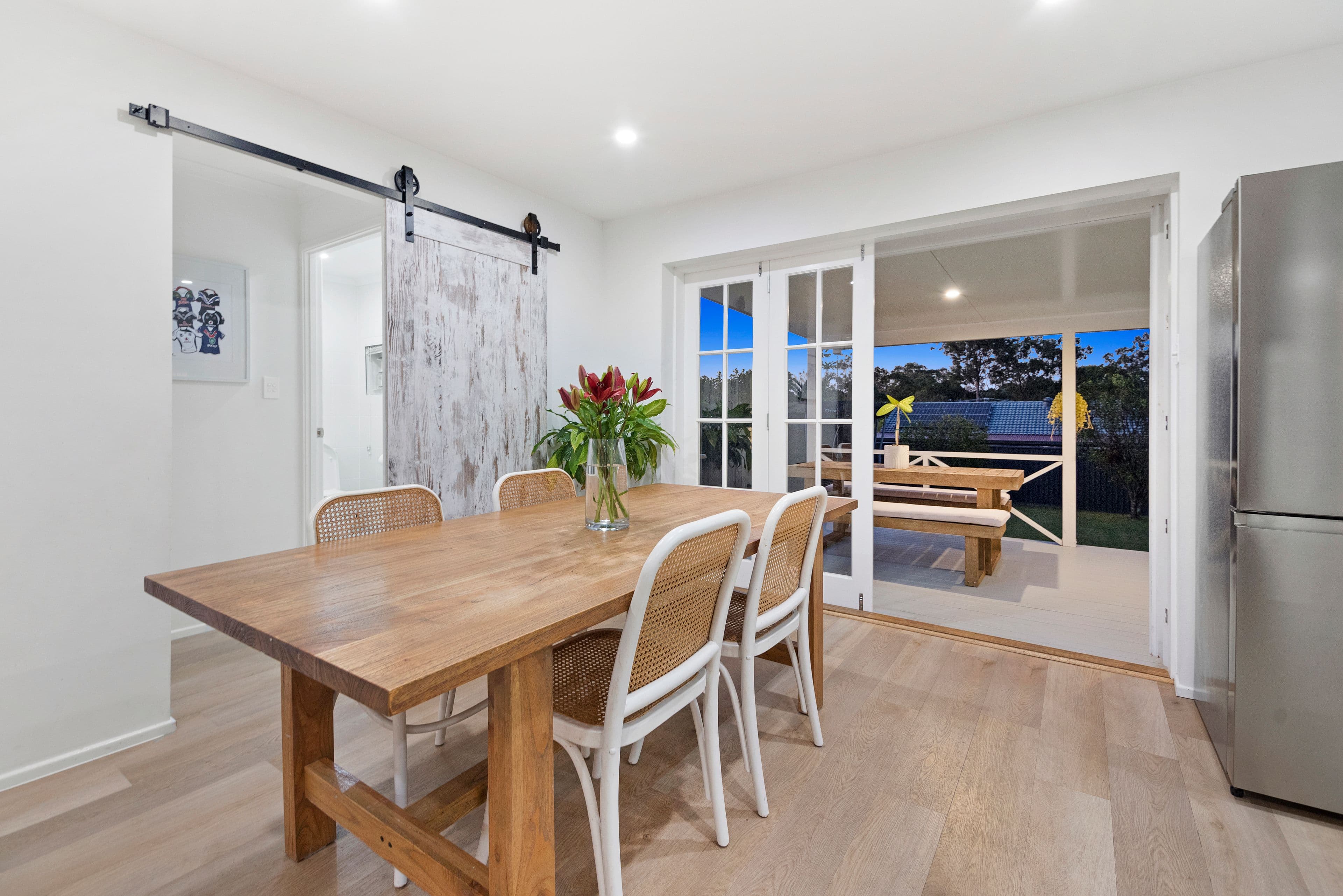 11 Mitchell Avenue, Molendinar QLD 4214, Molendinar - Thumbnail 4