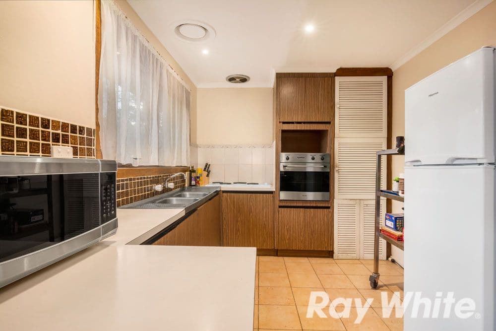 2 Ray Court, Scoresby VIC 3179, Scoresby - Thumbnail 3