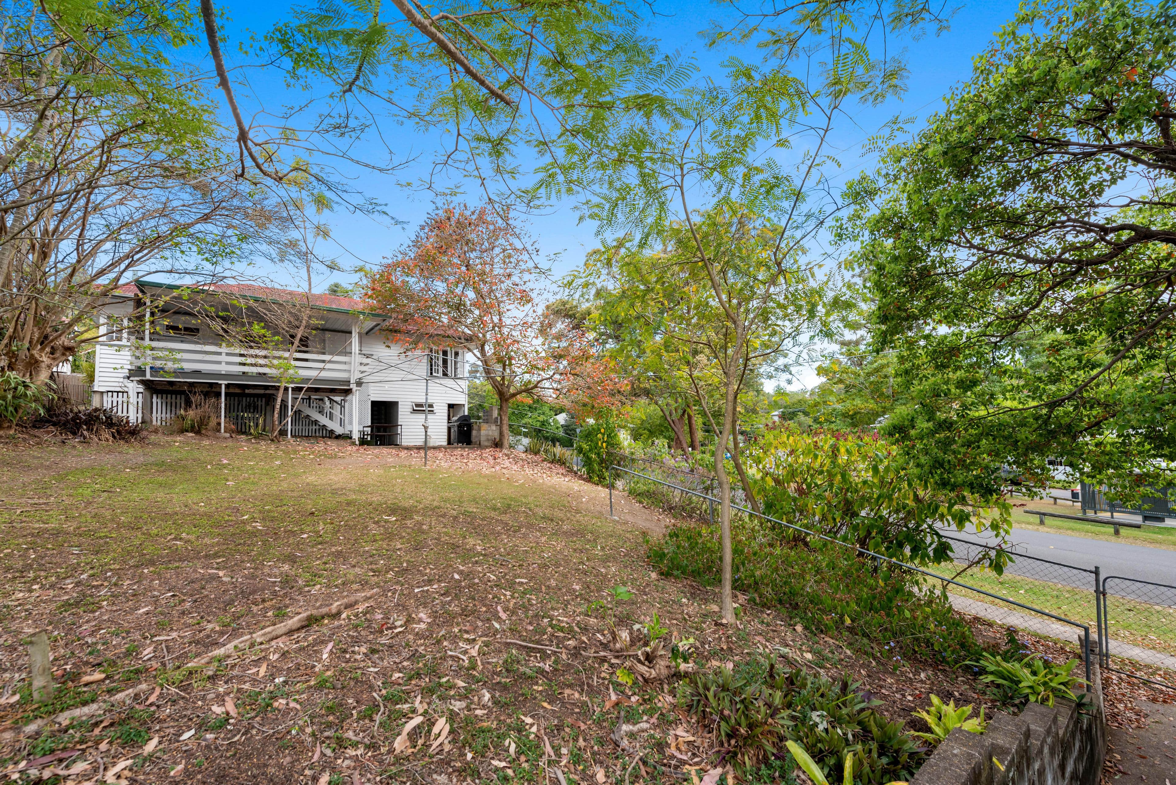 17 Nestor Avenue, Bardon QLD 4065, Bardon - Thumbnail 3