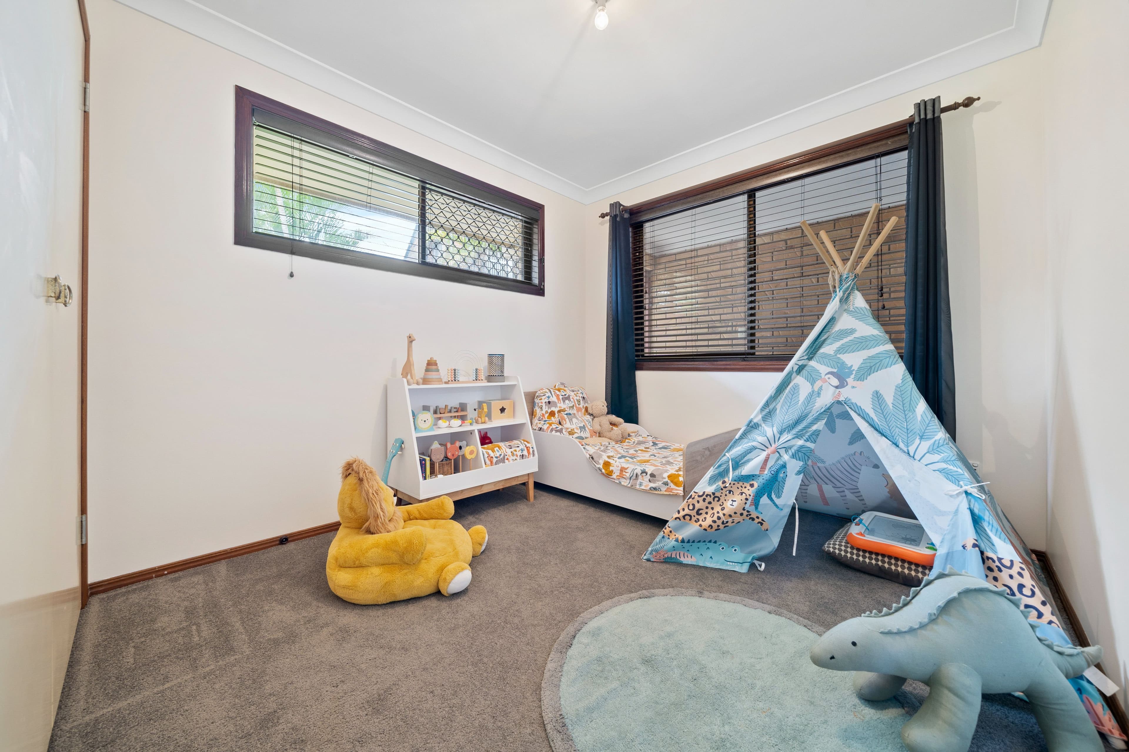 14 Kuskopf Court, Mount Warren Park QLD 4207, Mount Warren Park - Thumbnail 7