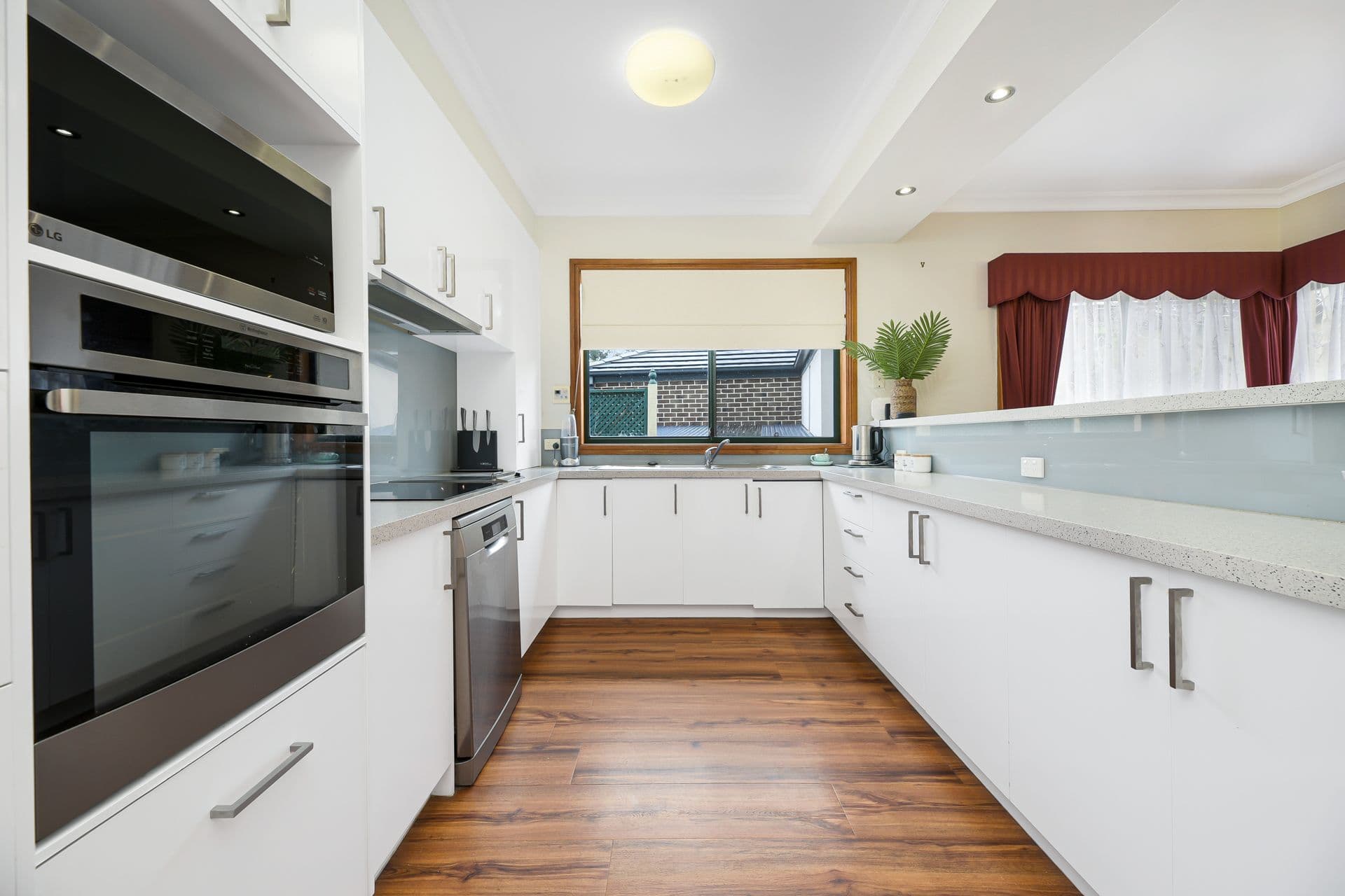 15 Williamson Street, Berwick VIC 3806, Berwick - Thumbnail 6