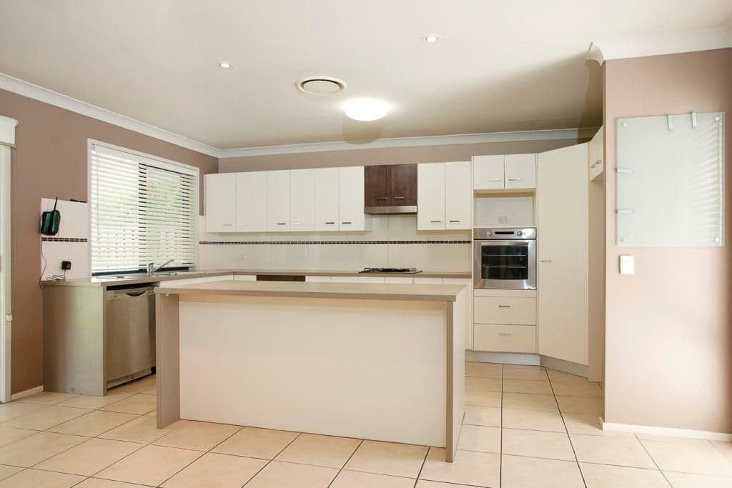 15 Melicope Place, CARSELDINE QLD 4034, Carseldine - Thumbnail 2