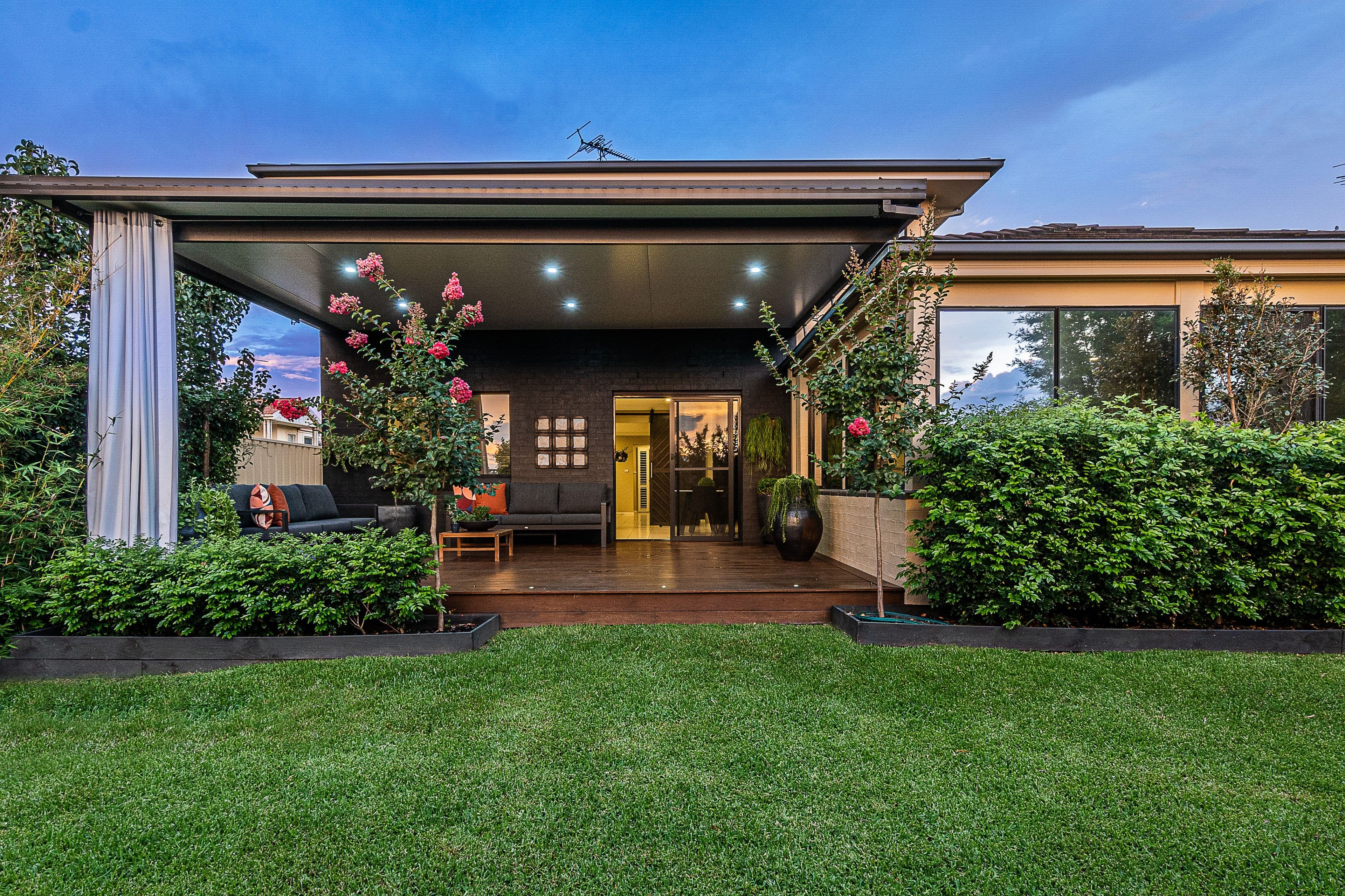 16 Hutchison Avenue, Kellyville NSW 2155, Kellyville - Thumbnail 2