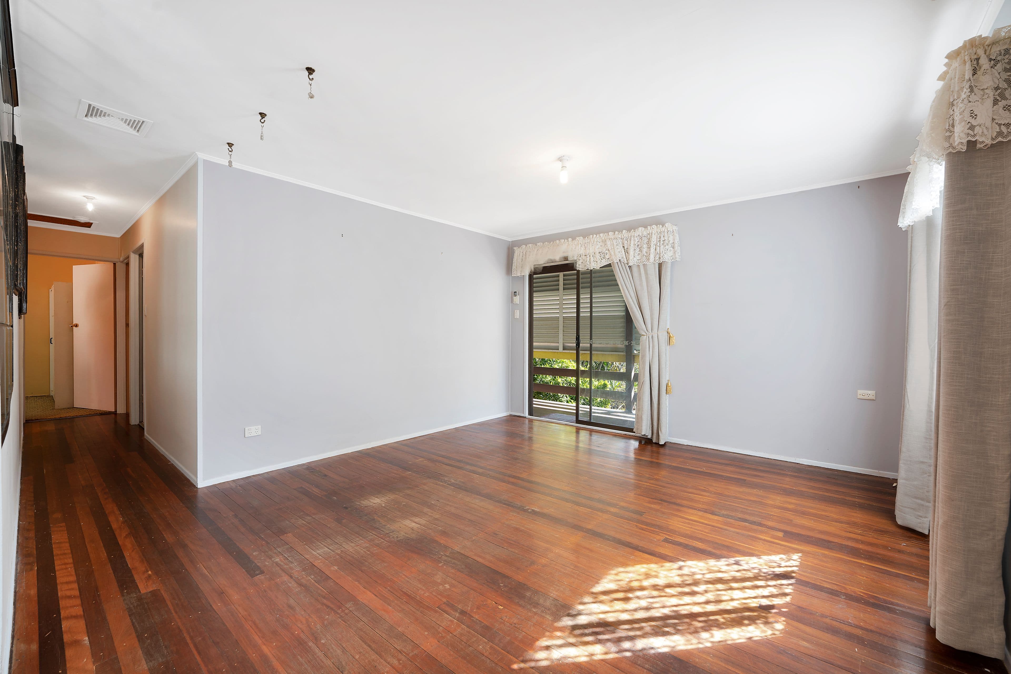 7 Glenmore Street, Kallangur QLD 4503, Kallangur - Thumbnail 4
