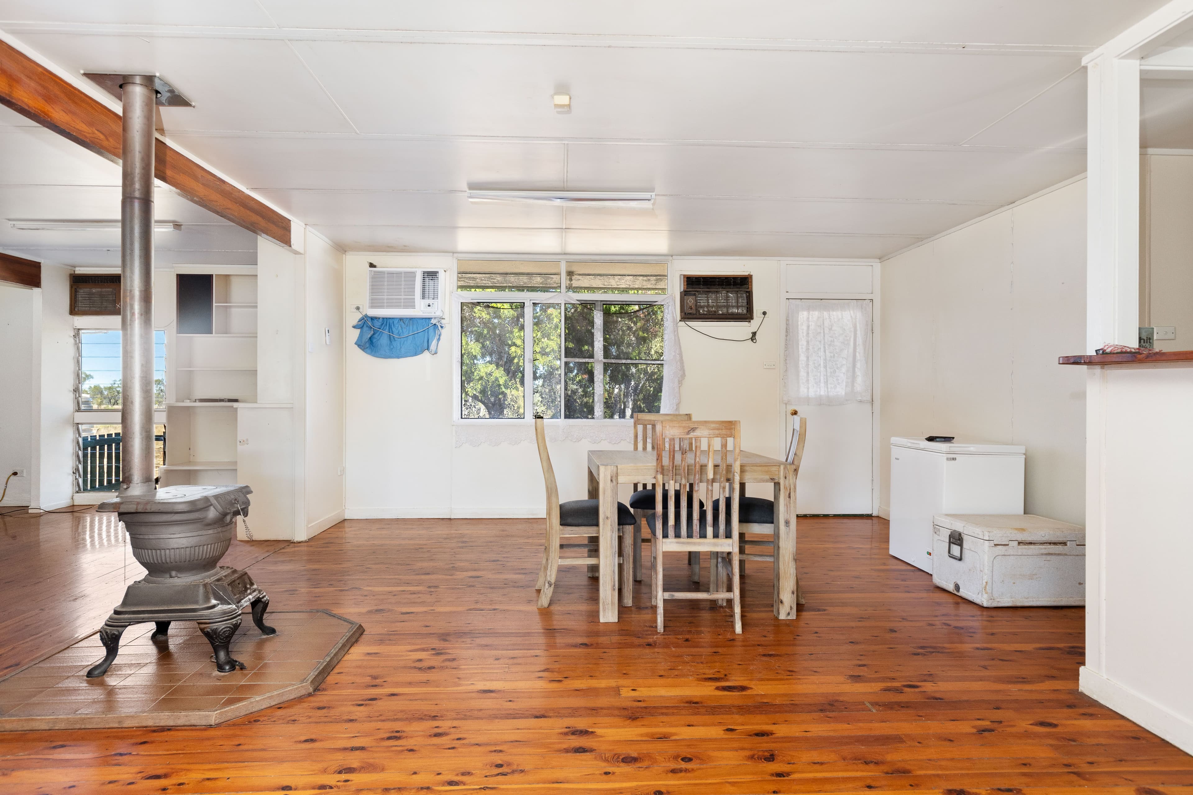 56 Caringal Road, Emerald QLD 4720, Emerald - Thumbnail 7