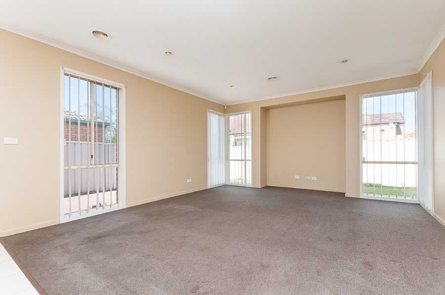 52 Woodlea Crescent, CRAIGIEBURN VIC 3064, Craigieburn - Thumbnail 4