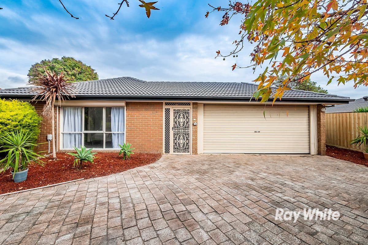 72 Lesdon Avenue, Cranbourne VIC 3977, Cranbourne - Thumbnail 3