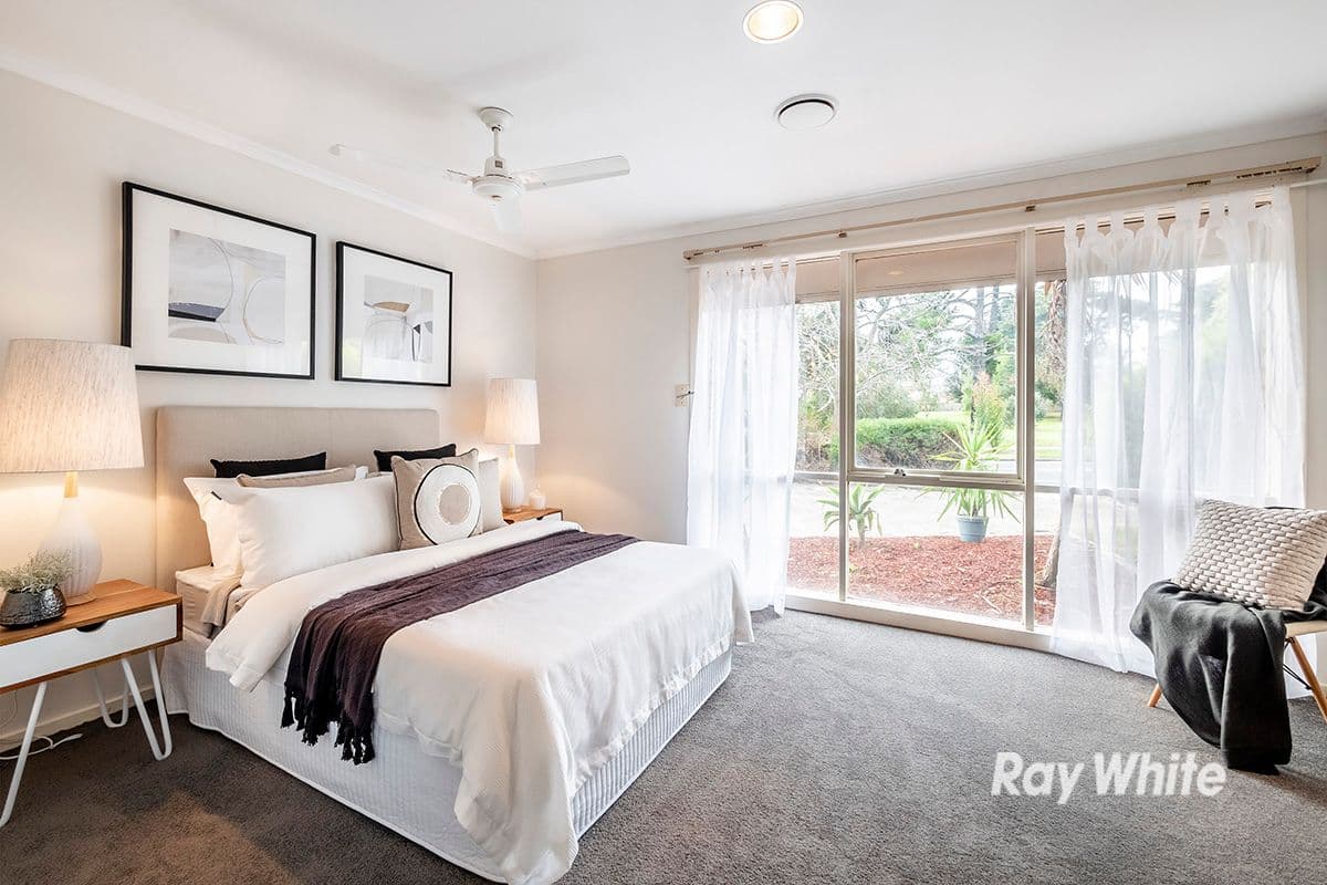 72 Lesdon Avenue, Cranbourne VIC 3977, Cranbourne - Thumbnail 5
