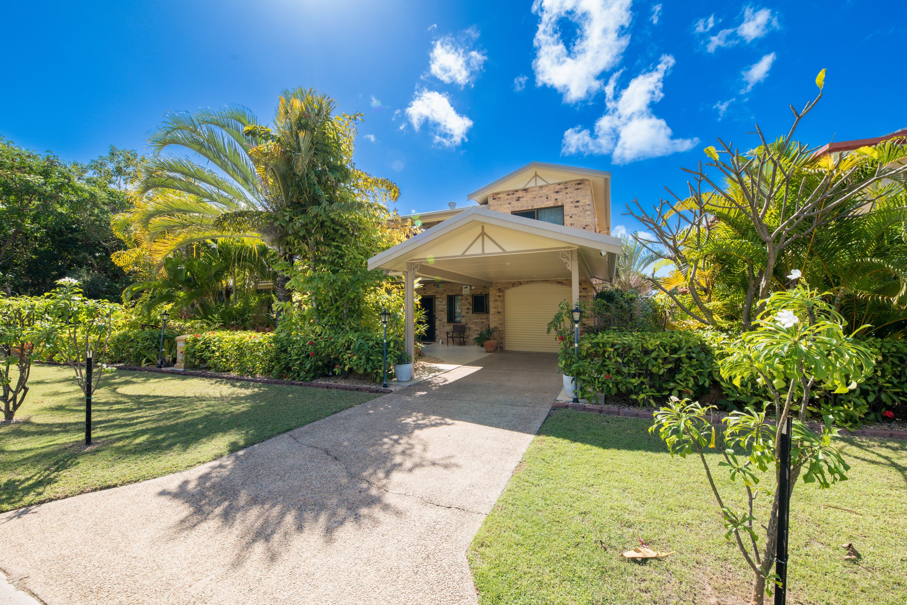 110 Gloucester Avenue, Hideaway Bay QLD 4800, Hideaway Bay - Image 1