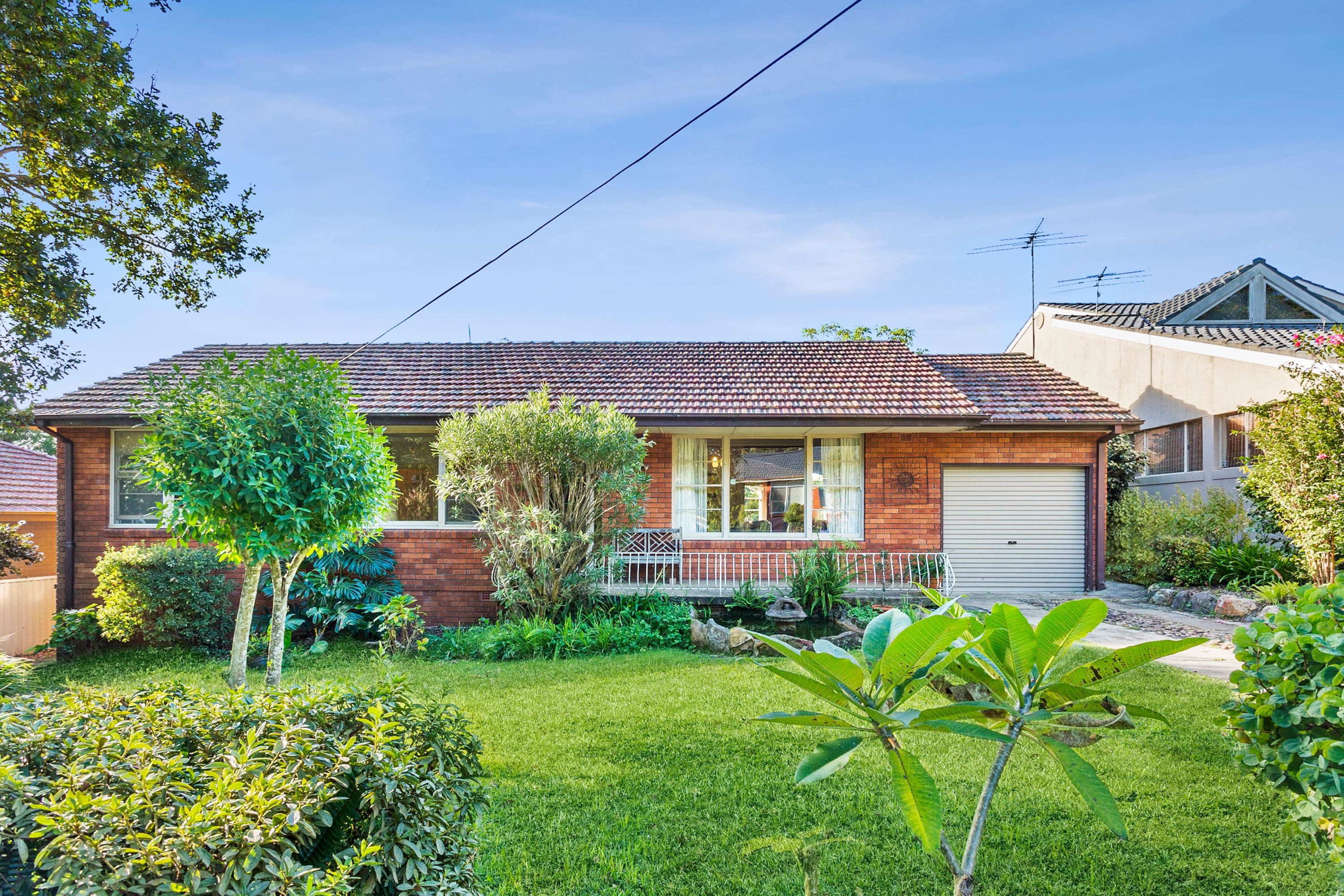 10 Holland Cresent, Frenchs Forest NSW 2086, Frenchs Forest - Thumbnail 2