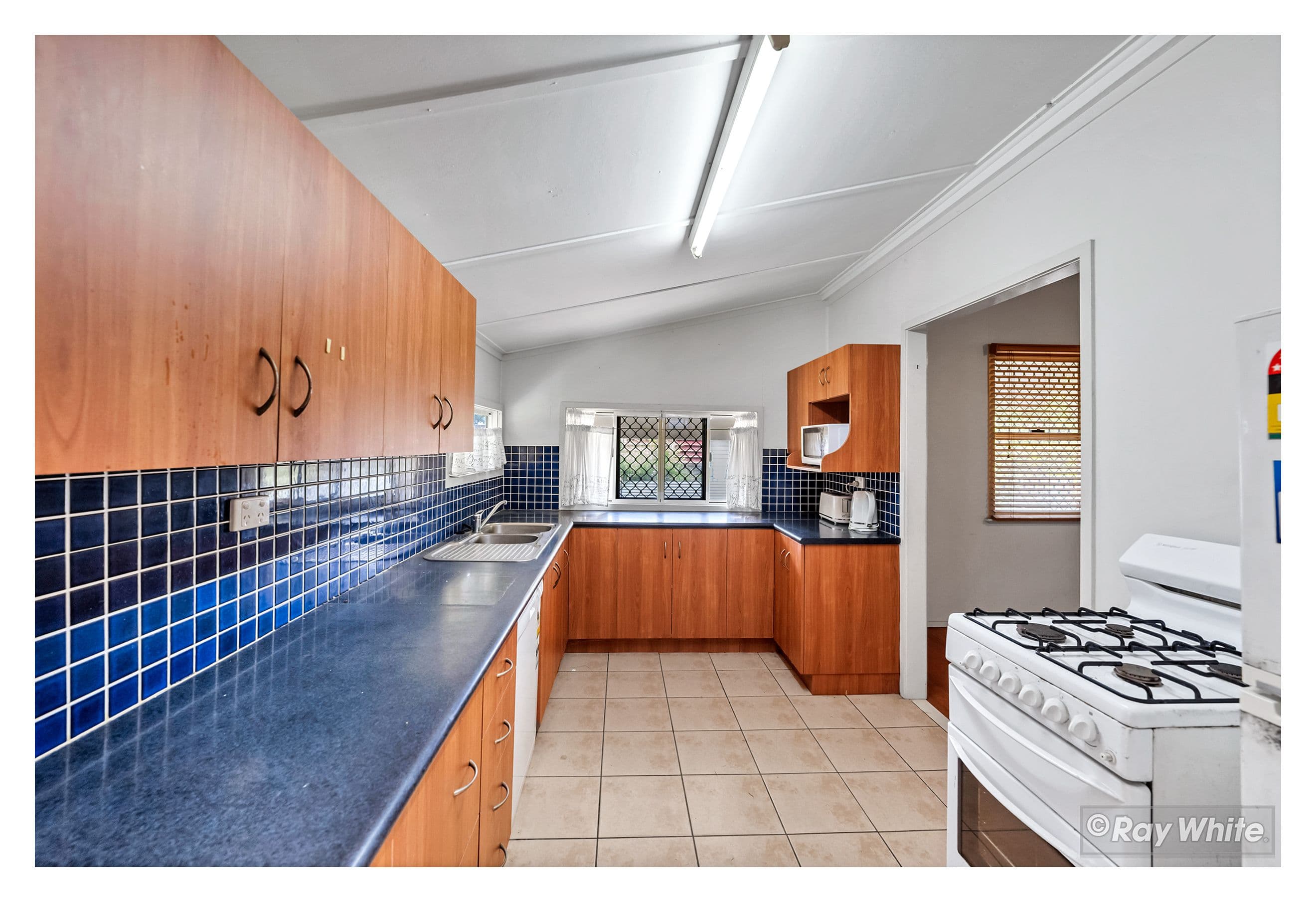 24 Gough Street, Park Avenue QLD 4701, Park Avenue - Thumbnail 4