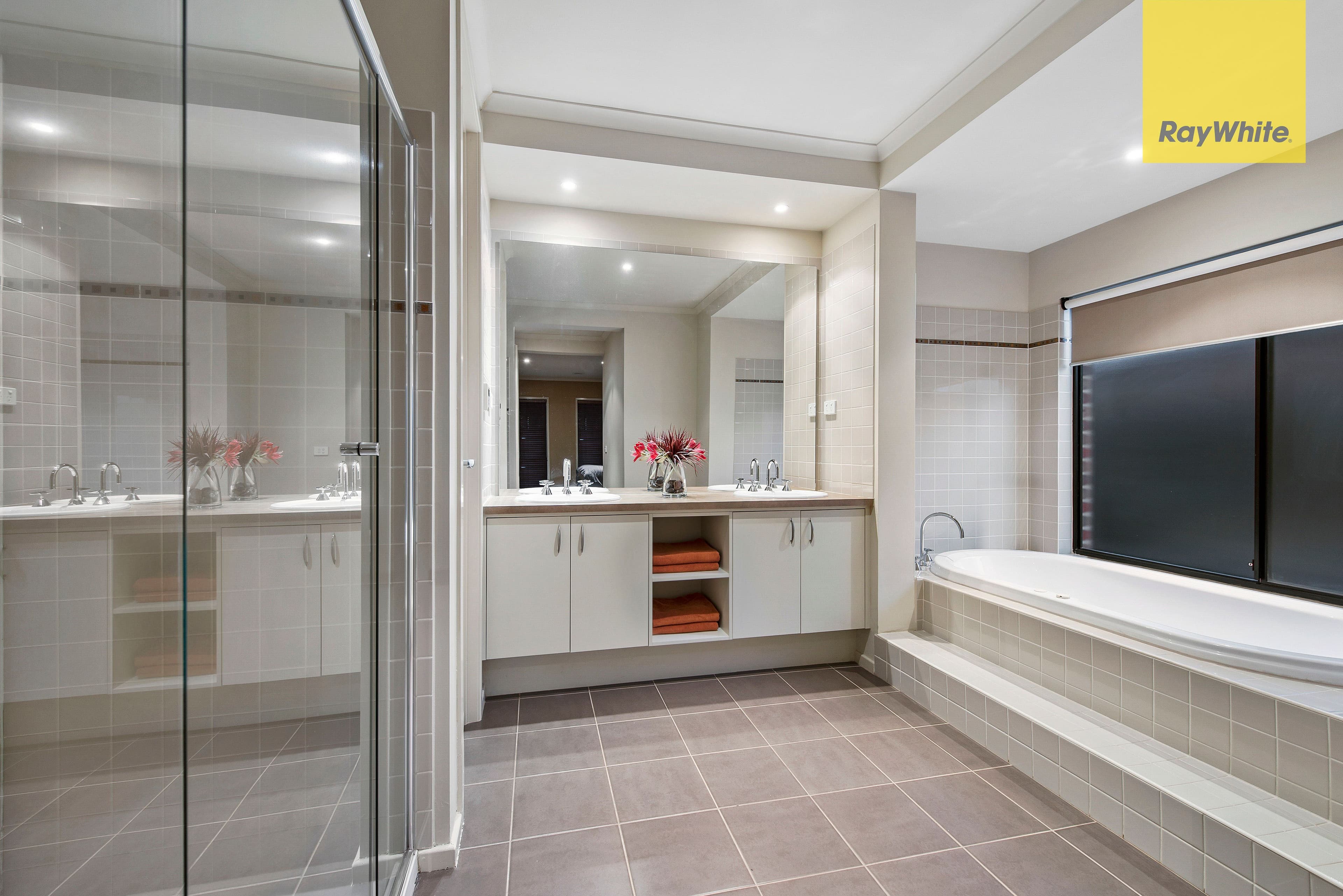 5 Vaucluse Boulevard, Taylors Hill VIC 3037, Taylors Hill - Thumbnail 8