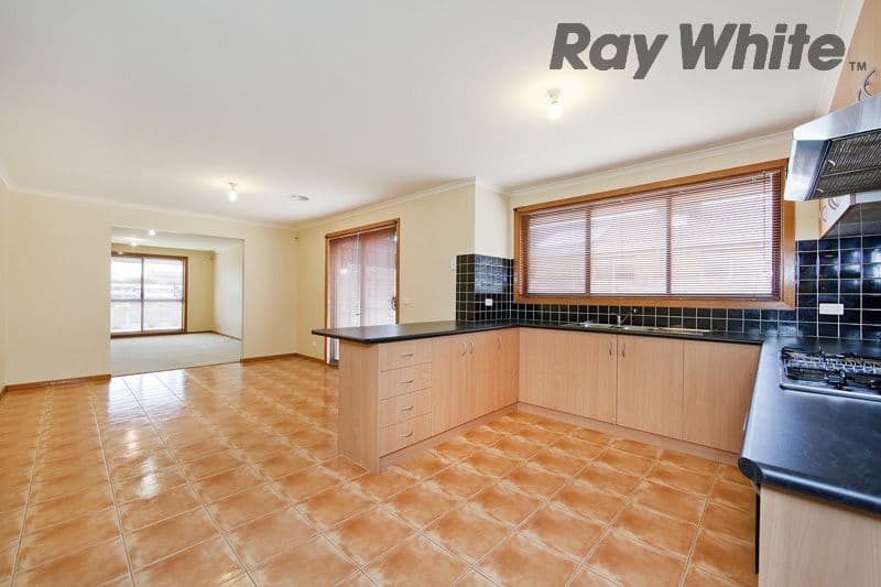 67 Hooker Road, WERRIBEE VIC 3030, Werribee - Thumbnail 2