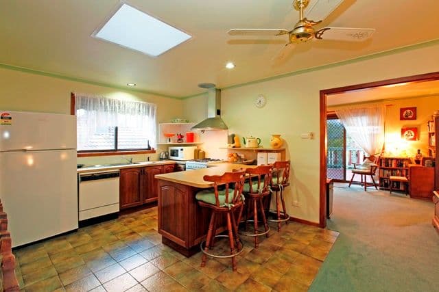 26 Ramleh Road, RESERVOIR VIC 3073, Reservoir - Thumbnail 4