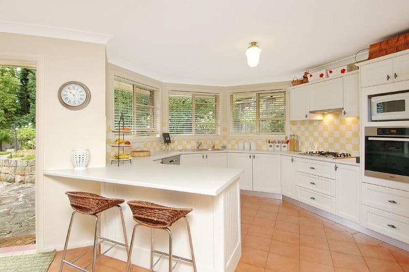7 Forest Close, CHERRYBROOK NSW 2126, Cherrybrook - Thumbnail 2