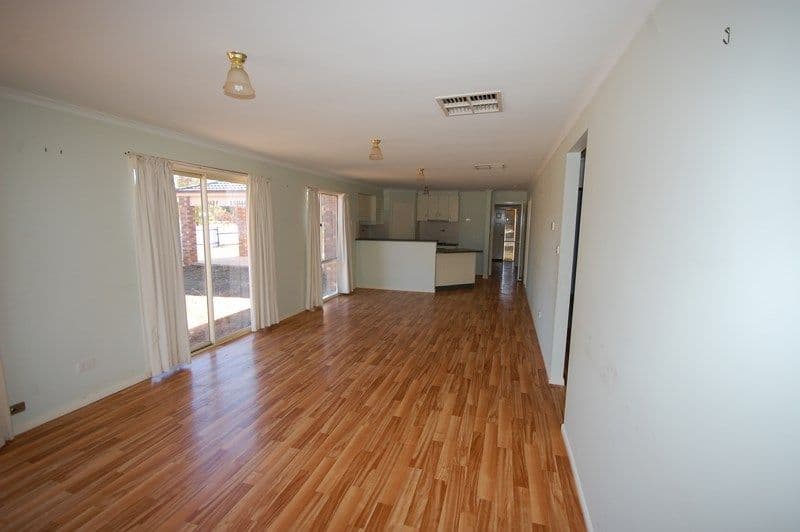 26 DeMamiel Street, DARLINGTON POINT NSW 2706, Darlington Point - Thumbnail 6