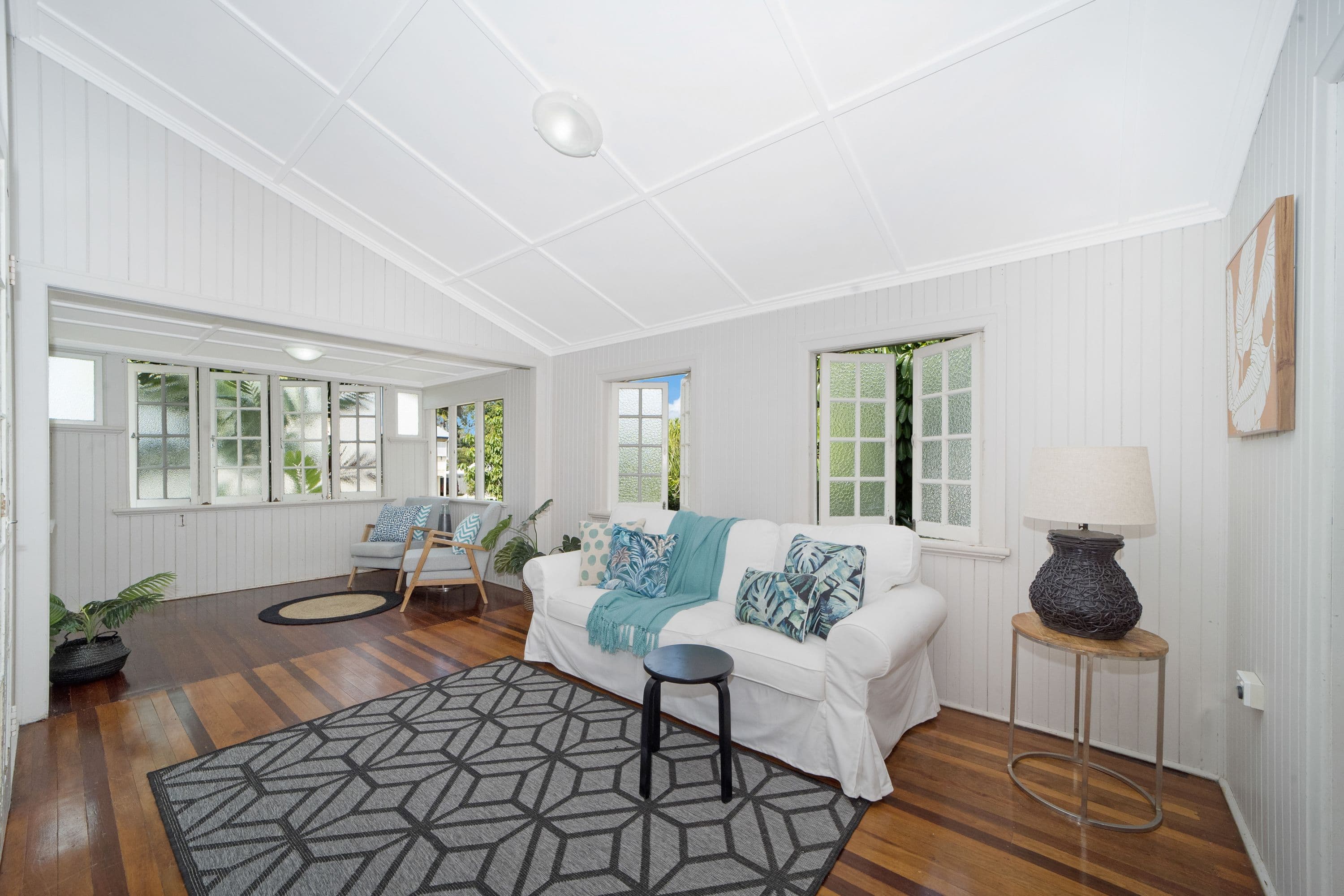 27 Cavendish Street, Pimlico QLD 4812, Pimlico - Thumbnail 2