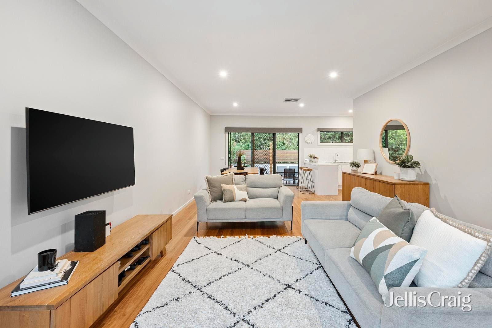 31a Saddleback Ridge, Chirnside Park, Chirnside Park - Thumbnail 4