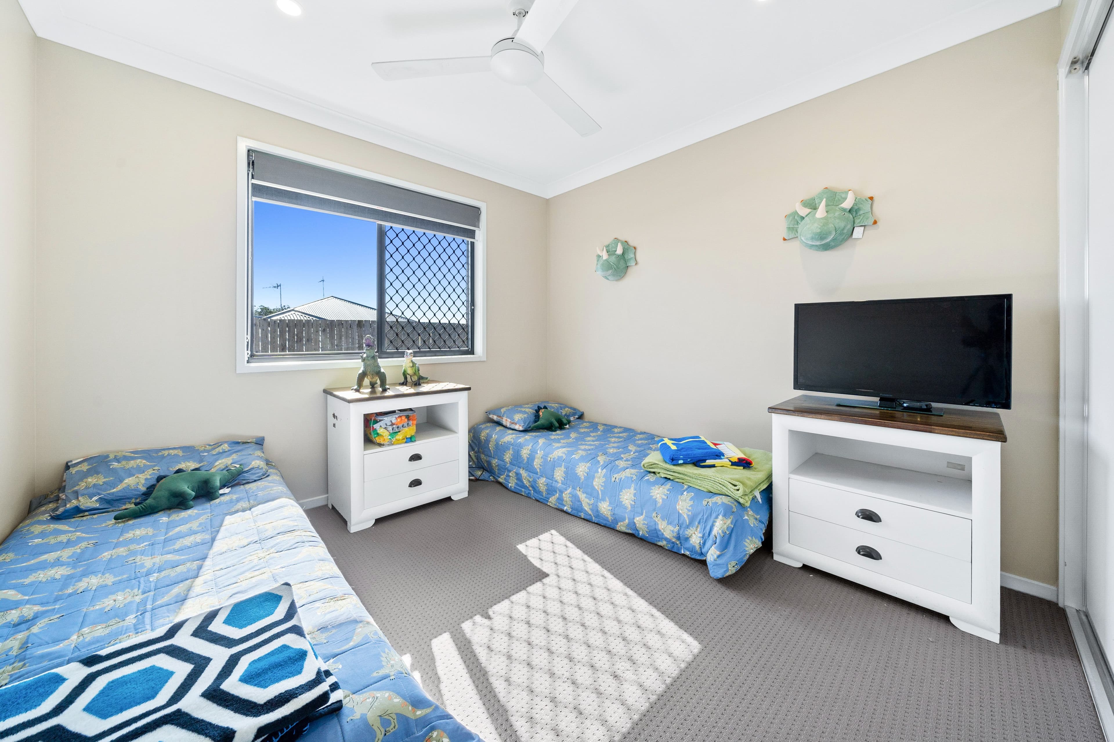 76 Killara Boulevard, Logan Reserve QLD 4133, Logan Reserve - Thumbnail 2