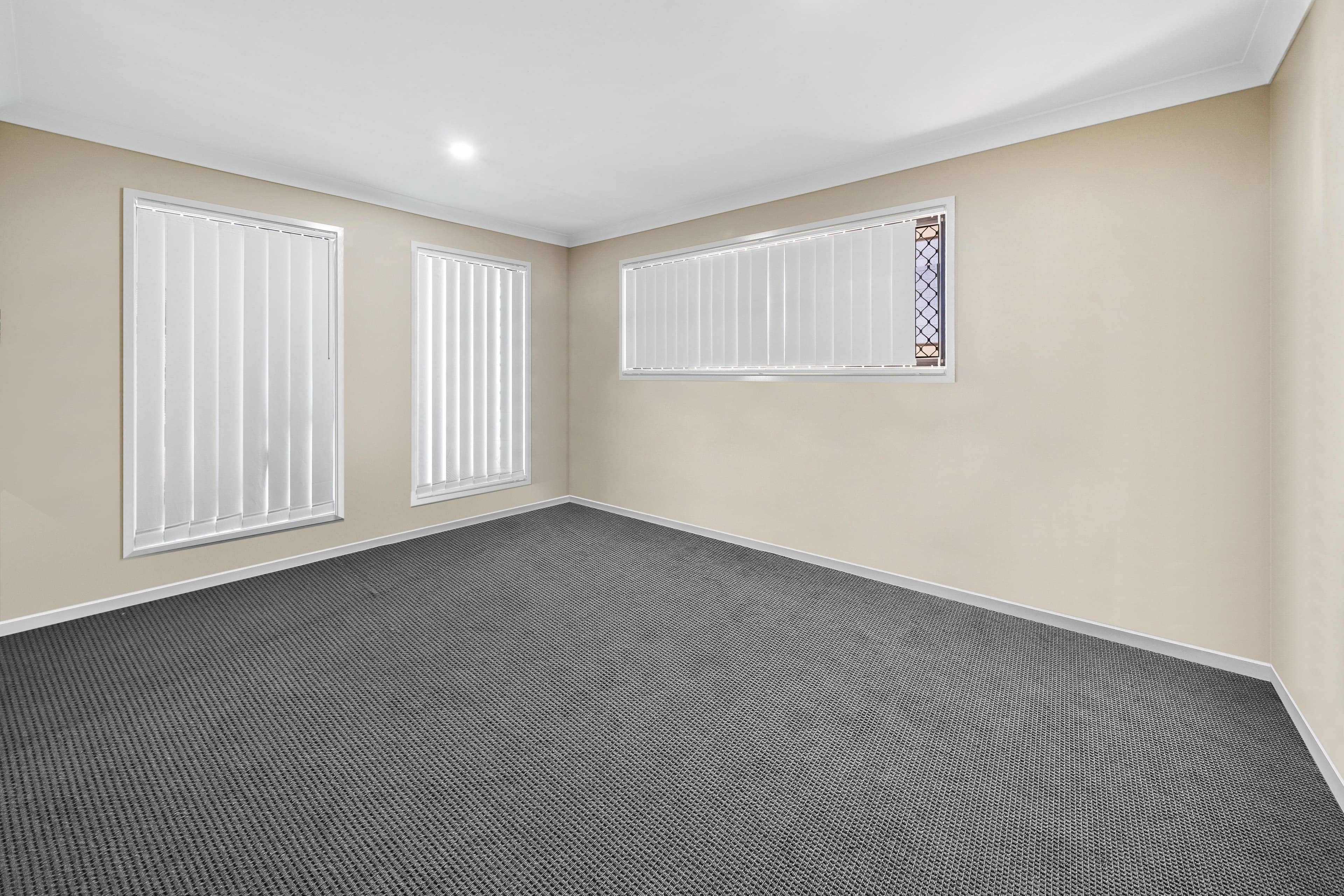 76 Killara Boulevard, Logan Reserve QLD 4133, Logan Reserve - Thumbnail 8